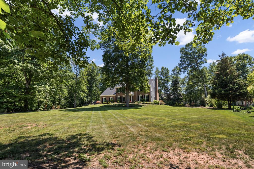 10742 BRIDLEREIN CT, SPOTSYLVANIA, Virginia 22553, 4 Bedrooms Bedrooms, ,2 BathroomsBathrooms,Residential,10742 BRIDLEREIN CT,VASP2042016 MLS # VASP2042016
