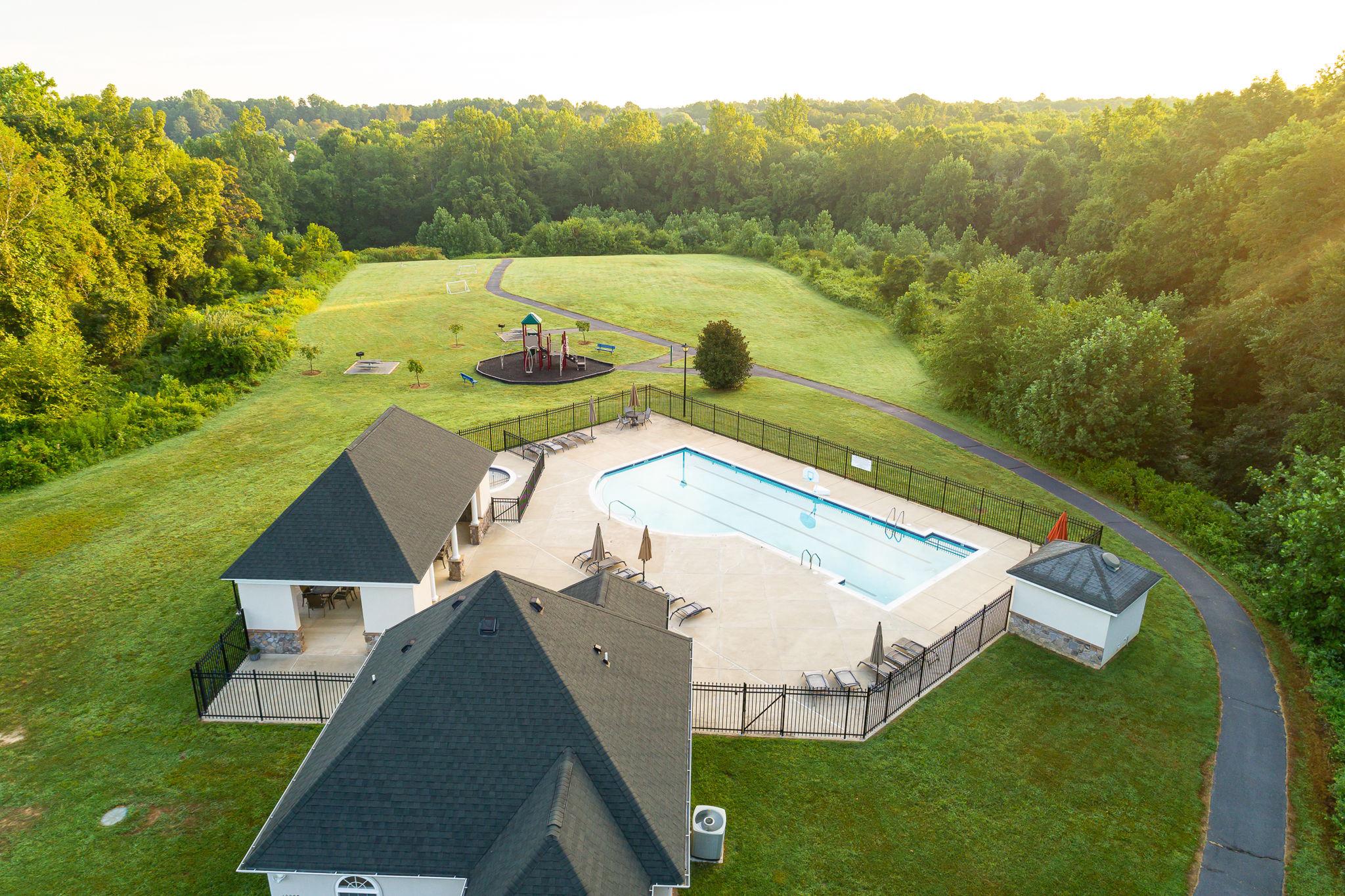 10742 BRIDLEREIN CT, SPOTSYLVANIA, Virginia 22553, 4 Bedrooms Bedrooms, ,2 BathroomsBathrooms,Residential,10742 BRIDLEREIN CT,VASP2042016 MLS # VASP2042016