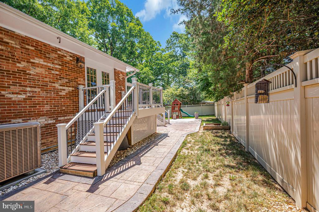 4212 ROSEMONT LN, FREDERICKSBURG, Virginia 22408, 4 Bedrooms Bedrooms, ,2 BathroomsBathrooms,Residential,4212 ROSEMONT LN,VASP2042072 MLS # VASP2042072