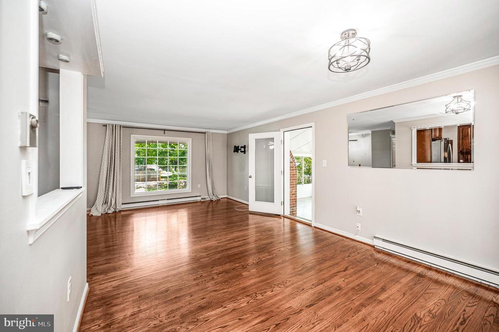 4212 ROSEMONT LN, FREDERICKSBURG, Virginia 22408, 4 Bedrooms Bedrooms, ,2 BathroomsBathrooms,Residential,4212 ROSEMONT LN,VASP2042072 MLS # VASP2042072