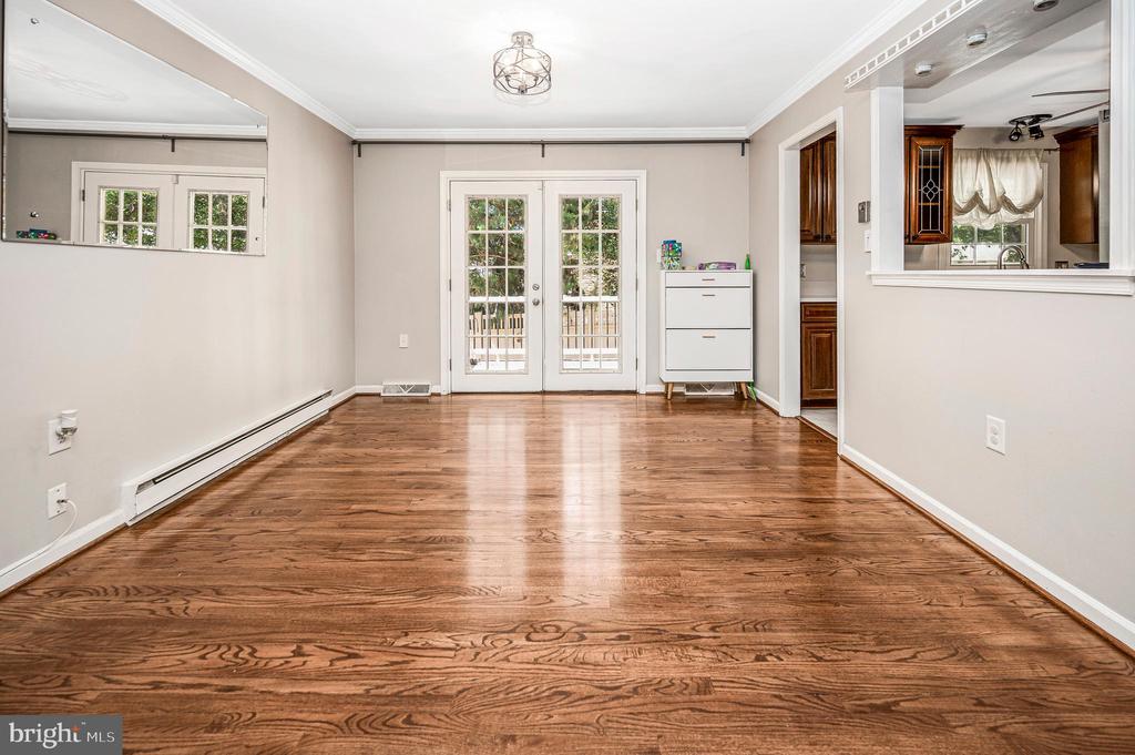 4212 ROSEMONT LN, FREDERICKSBURG, Virginia 22408, 4 Bedrooms Bedrooms, ,2 BathroomsBathrooms,Residential,4212 ROSEMONT LN,VASP2042072 MLS # VASP2042072
