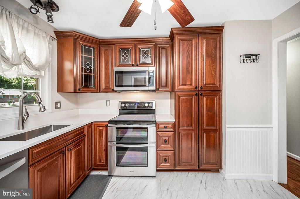 4212 ROSEMONT LN, FREDERICKSBURG, Virginia 22408, 4 Bedrooms Bedrooms, ,2 BathroomsBathrooms,Residential,4212 ROSEMONT LN,VASP2042072 MLS # VASP2042072