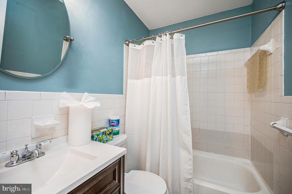 4212 ROSEMONT LN, FREDERICKSBURG, Virginia 22408, 4 Bedrooms Bedrooms, ,2 BathroomsBathrooms,Residential,4212 ROSEMONT LN,VASP2042072 MLS # VASP2042072