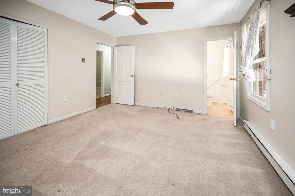 4212 ROSEMONT LN, FREDERICKSBURG, Virginia 22408, 4 Bedrooms Bedrooms, ,2 BathroomsBathrooms,Residential,4212 ROSEMONT LN,VASP2042072 MLS # VASP2042072