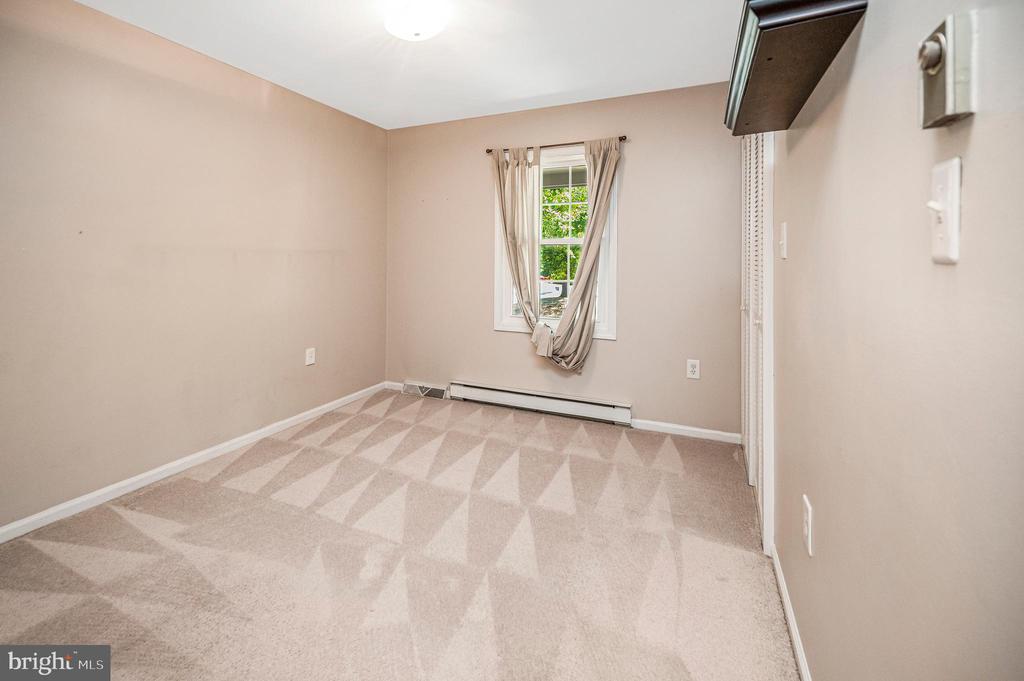 4212 ROSEMONT LN, FREDERICKSBURG, Virginia 22408, 4 Bedrooms Bedrooms, ,2 BathroomsBathrooms,Residential,4212 ROSEMONT LN,VASP2042072 MLS # VASP2042072