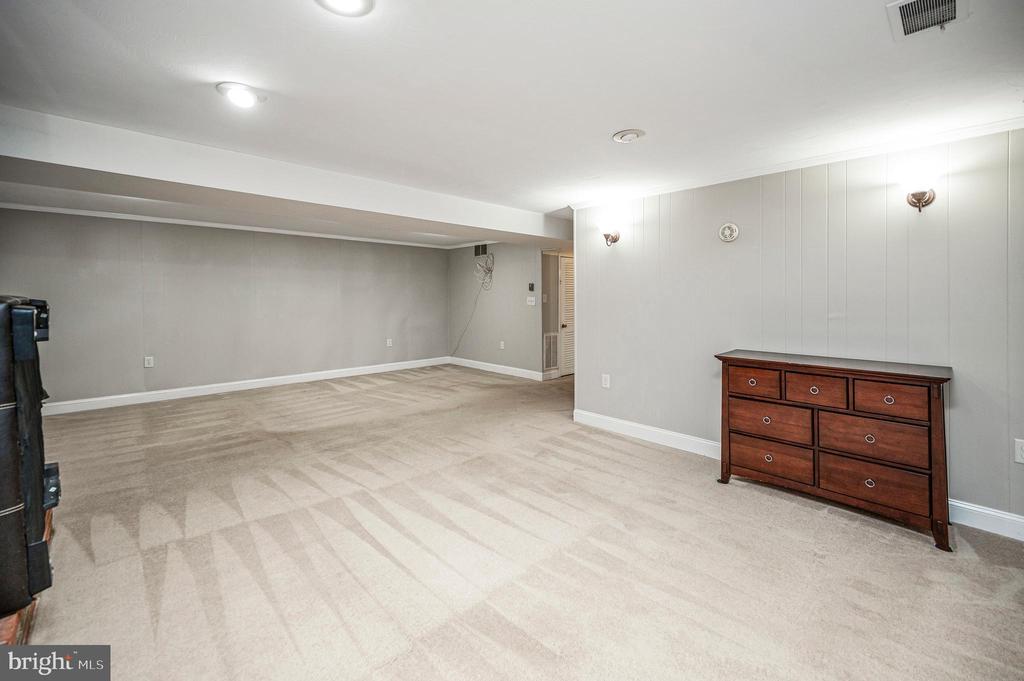 4212 ROSEMONT LN, FREDERICKSBURG, Virginia 22408, 4 Bedrooms Bedrooms, ,2 BathroomsBathrooms,Residential,4212 ROSEMONT LN,VASP2042072 MLS # VASP2042072