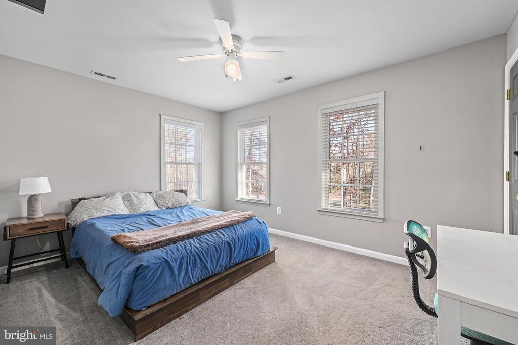 13612 PERIMETER DR, FREDERICKSBURG, Virginia 22407, 3 Bedrooms Bedrooms, ,3 BathroomsBathrooms,Residential,13612 PERIMETER DR,VASP2041930 MLS # VASP2041930