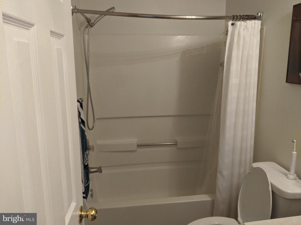 635 WATERLOO RD, WARRENTON, Virginia 20186, 1 Bedroom Bedrooms, ,1 BathroomBathrooms,Residential,635 WATERLOO RD,VAFQ2022052 MLS # VAFQ2022052 635 WATERLOO RD, WARRENTON, Virginia 20186, 1 Bedroom Bedrooms, ,1 BathroomBathrooms,Residential,635 WATERLOO RD,VAFQ2022052 MLS # VAFQ2022052