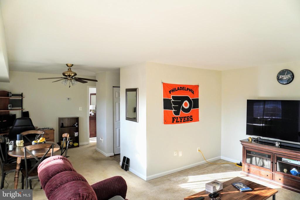 635 WATERLOO RD, WARRENTON, Virginia 20186, 1 Bedroom Bedrooms, ,1 BathroomBathrooms,Residential,635 WATERLOO RD,VAFQ2022052 MLS # VAFQ2022052 635 WATERLOO RD, WARRENTON, Virginia 20186, 1 Bedroom Bedrooms, ,1 BathroomBathrooms,Residential,635 WATERLOO RD,VAFQ2022052 MLS # VAFQ2022052