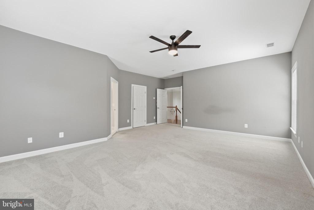 3444 STRATFORD DR, JEFFERSONTON, Virginia 22724, 5 Bedrooms Bedrooms, ,3 BathroomsBathrooms,Residential,3444 STRATFORD DR,VACU2013670 MLS # VACU2013670