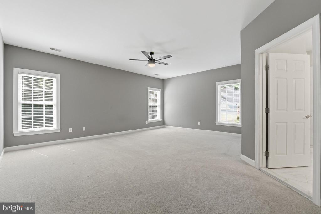 3444 STRATFORD DR, JEFFERSONTON, Virginia 22724, 5 Bedrooms Bedrooms, ,3 BathroomsBathrooms,Residential,3444 STRATFORD DR,VACU2013670 MLS # VACU2013670