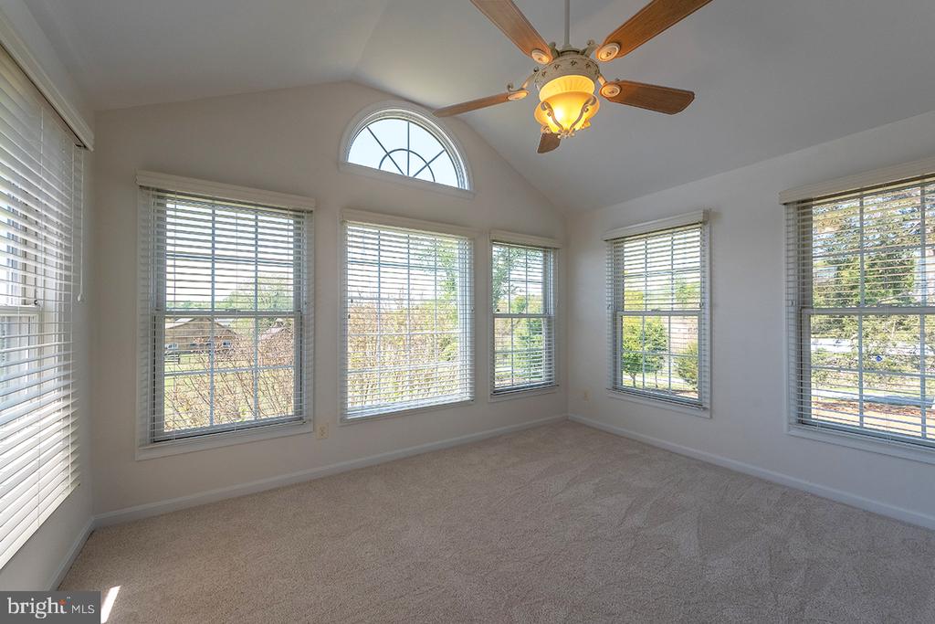 5265 BEAR HOLLOW LN, AMISSVILLE, Virginia 20106, 4 Bedrooms Bedrooms, ,2 BathroomsBathrooms,Residential,5265 BEAR HOLLOW LN,VACU2013700 MLS # VACU2013700 5265 BEAR HOLLOW LN, AMISSVILLE, Virginia 20106, 4 Bedrooms Bedrooms, ,2 BathroomsBathrooms,Residential,5265 BEAR HOLLOW LN,VACU2013700 MLS # VACU2013700