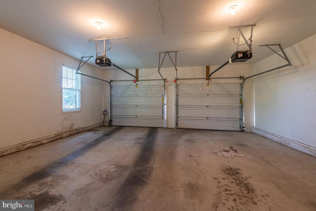 5265 BEAR HOLLOW LN, AMISSVILLE, Virginia 20106, 4 Bedrooms Bedrooms, ,2 BathroomsBathrooms,Residential,5265 BEAR HOLLOW LN,VACU2013700 MLS # VACU2013700 5265 BEAR HOLLOW LN, AMISSVILLE, Virginia 20106, 4 Bedrooms Bedrooms, ,2 BathroomsBathrooms,Residential,5265 BEAR HOLLOW LN,VACU2013700 MLS # VACU2013700