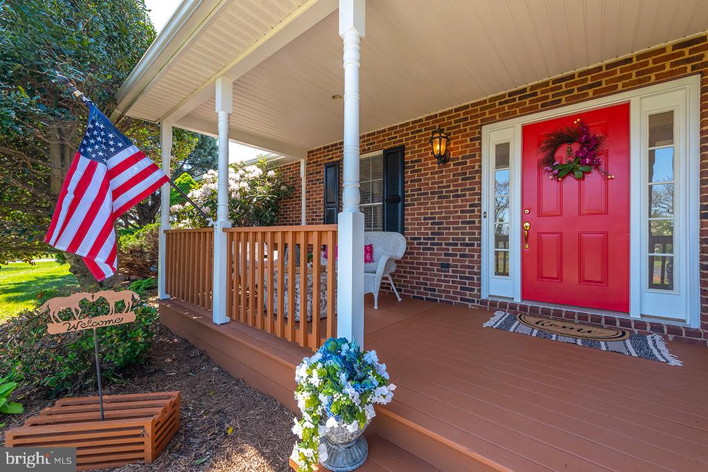 5265 BEAR HOLLOW LN, AMISSVILLE, Virginia 20106, 4 Bedrooms Bedrooms, ,2 BathroomsBathrooms,Residential,5265 BEAR HOLLOW LN,VACU2013700 MLS # VACU2013700 5265 BEAR HOLLOW LN, AMISSVILLE, Virginia 20106, 4 Bedrooms Bedrooms, ,2 BathroomsBathrooms,Residential,5265 BEAR HOLLOW LN,VACU2013700 MLS # VACU2013700
