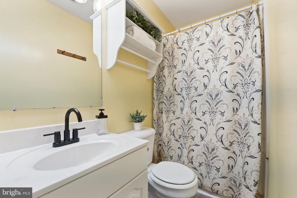 10019 PINE CONE LN, CULPEPER, Virginia 22701, 3 Bedrooms Bedrooms, ,2 BathroomsBathrooms,Residential,10019 PINE CONE LN,VACU2013694 MLS # VACU2013694