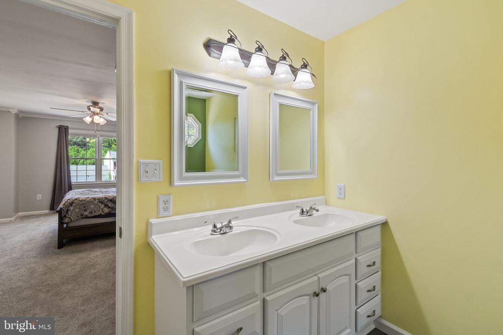 8815 HENLY CT, FREDERICKSBURG, Virginia 22408, 3 Bedrooms Bedrooms, ,2 BathroomsBathrooms,Residential,8815 HENLY CT,VASP2042084 MLS # VASP2042084 8815 HENLY CT, FREDERICKSBURG, Virginia 22408, 3 Bedrooms Bedrooms, ,2 BathroomsBathrooms,Residential,8815 HENLY CT,VASP2042084 MLS # VASP2042084