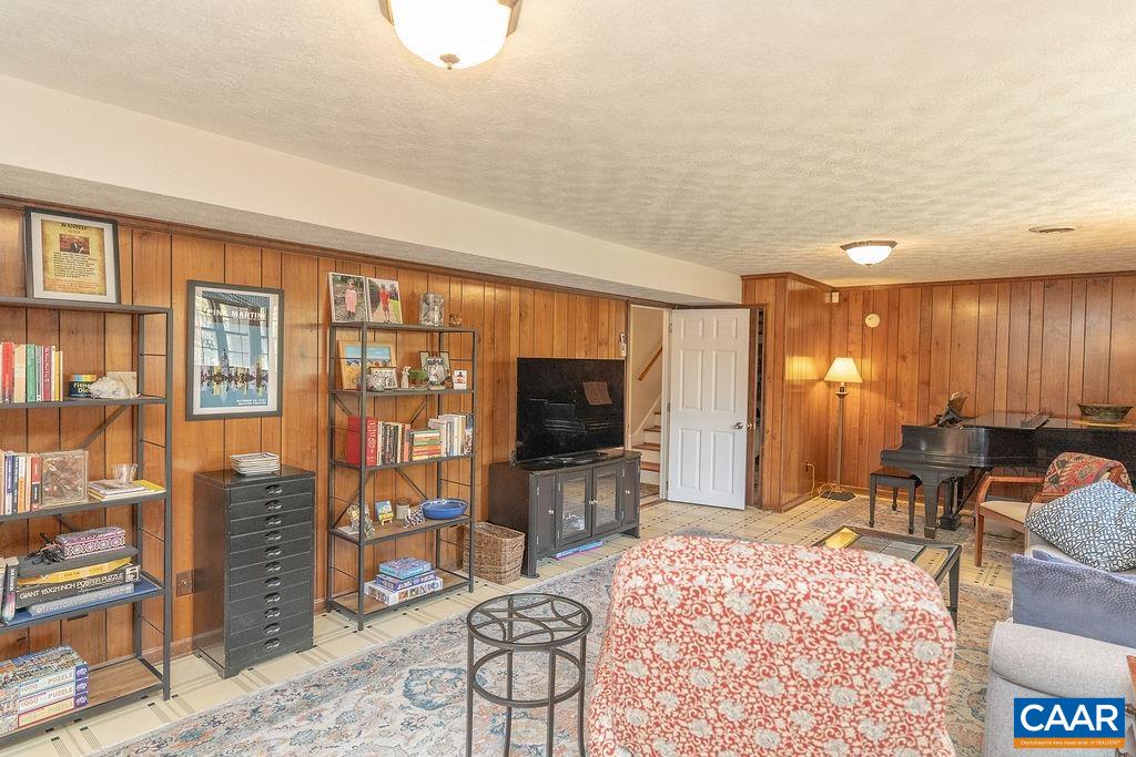 505 EASTBROOK DR, CHARLOTTESVILLE, Virginia 22901, 4 Bedrooms Bedrooms, ,3 BathroomsBathrooms,Residential,505 EASTBROOK DR,677096 MLS # 677096 505 EASTBROOK DR, CHARLOTTESVILLE, Virginia 22901, 4 Bedrooms Bedrooms, ,3 BathroomsBathrooms,Residential,505 EASTBROOK DR,677096 MLS # 677096