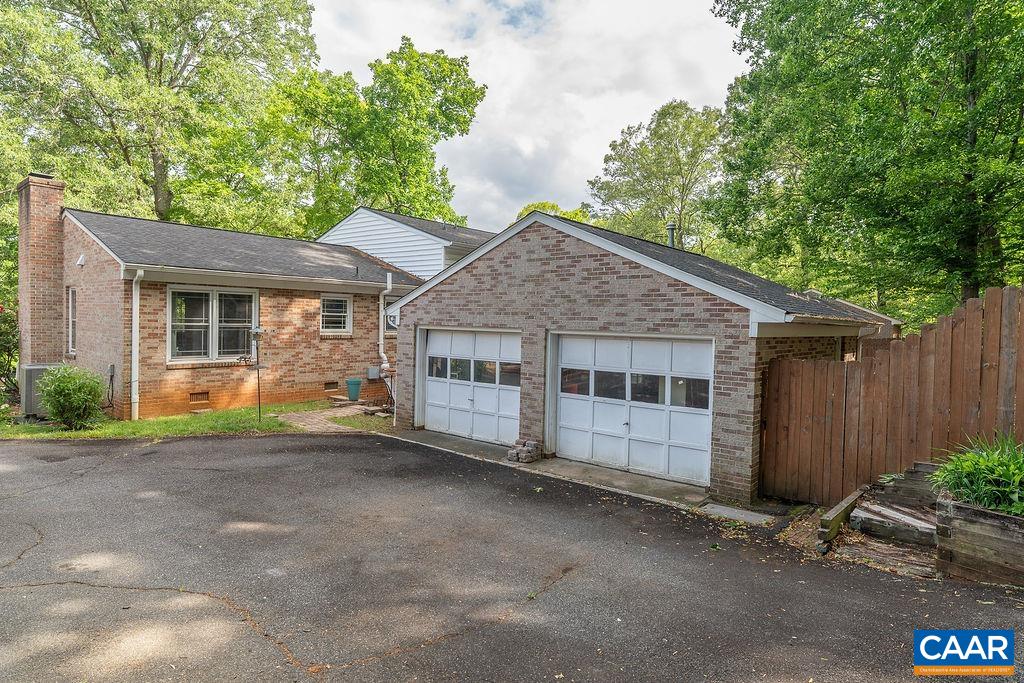 505 EASTBROOK DR, CHARLOTTESVILLE, Virginia 22901, 4 Bedrooms Bedrooms, ,3 BathroomsBathrooms,Residential,505 EASTBROOK DR,677096 MLS # 677096 505 EASTBROOK DR, CHARLOTTESVILLE, Virginia 22901, 4 Bedrooms Bedrooms, ,3 BathroomsBathrooms,Residential,505 EASTBROOK DR,677096 MLS # 677096