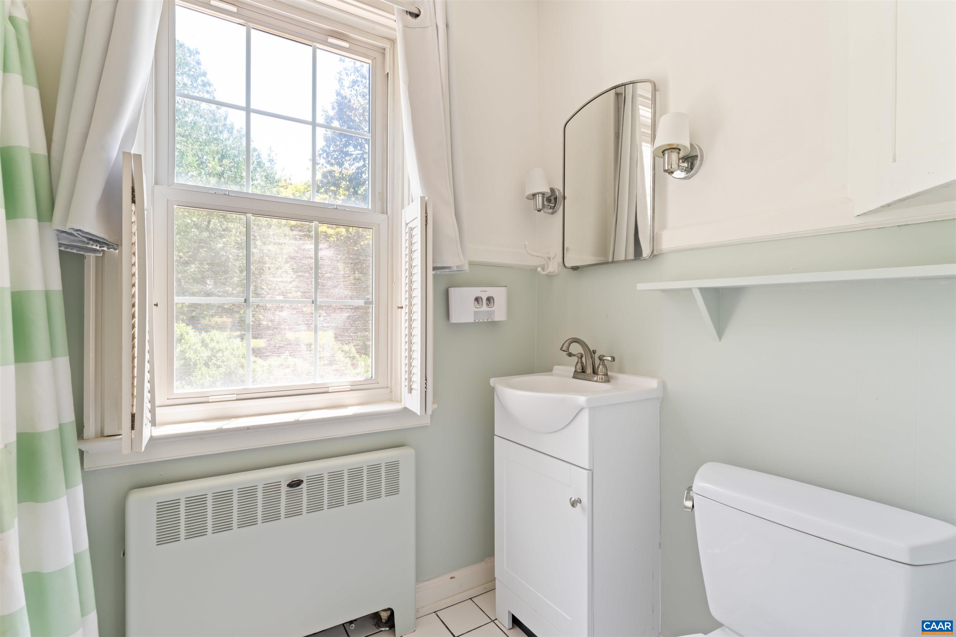 261 BLUE RIDGE DR, ORANGE, Virginia 22960, 6 Bedrooms Bedrooms, ,4 BathroomsBathrooms,Residential,261 BLUE RIDGE DR,677192 MLS # 677192 261 BLUE RIDGE DR, ORANGE, Virginia 22960, 6 Bedrooms Bedrooms, ,4 BathroomsBathrooms,Residential,261 BLUE RIDGE DR,677192 MLS # 677192