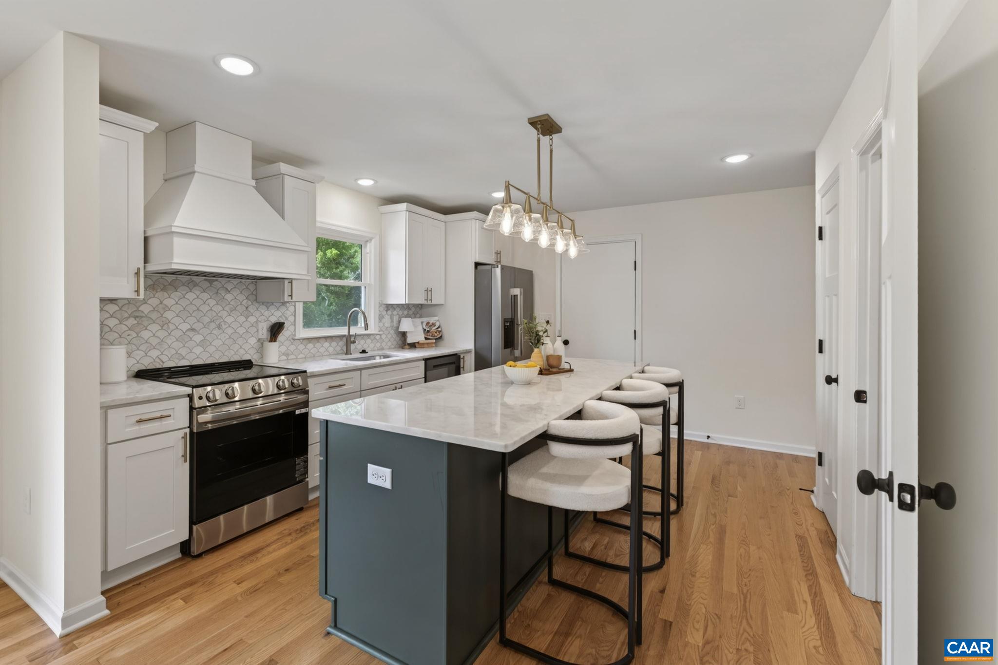 103 BOLLINGBROOK DR, CHARLOTTESVILLE, Virginia 22911, 4 Bedrooms Bedrooms, ,3 BathroomsBathrooms,Residential,103 BOLLINGBROOK DR,677255 MLS # 677255