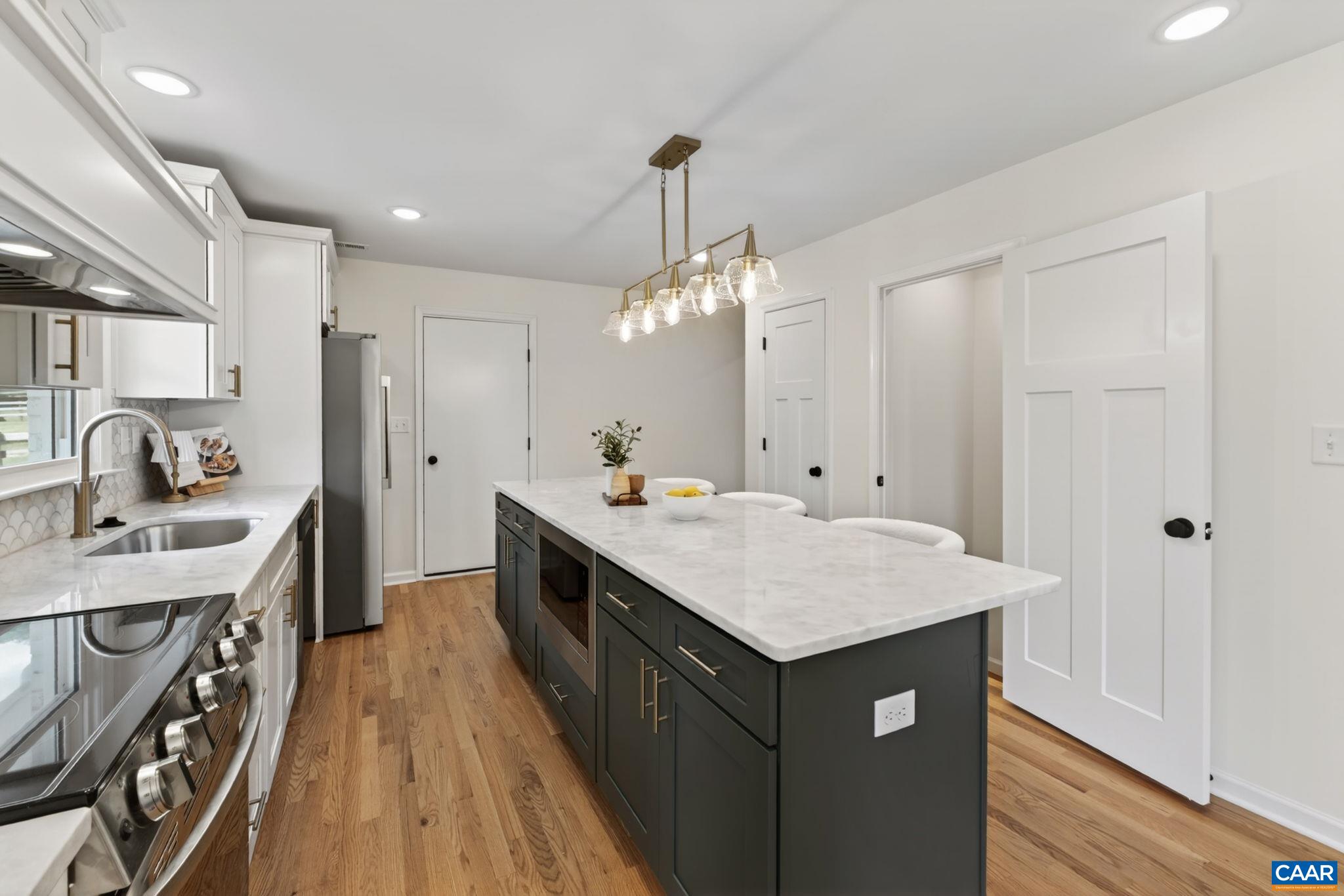 103 BOLLINGBROOK DR, CHARLOTTESVILLE, Virginia 22911, 4 Bedrooms Bedrooms, ,3 BathroomsBathrooms,Residential,103 BOLLINGBROOK DR,677255 MLS # 677255
