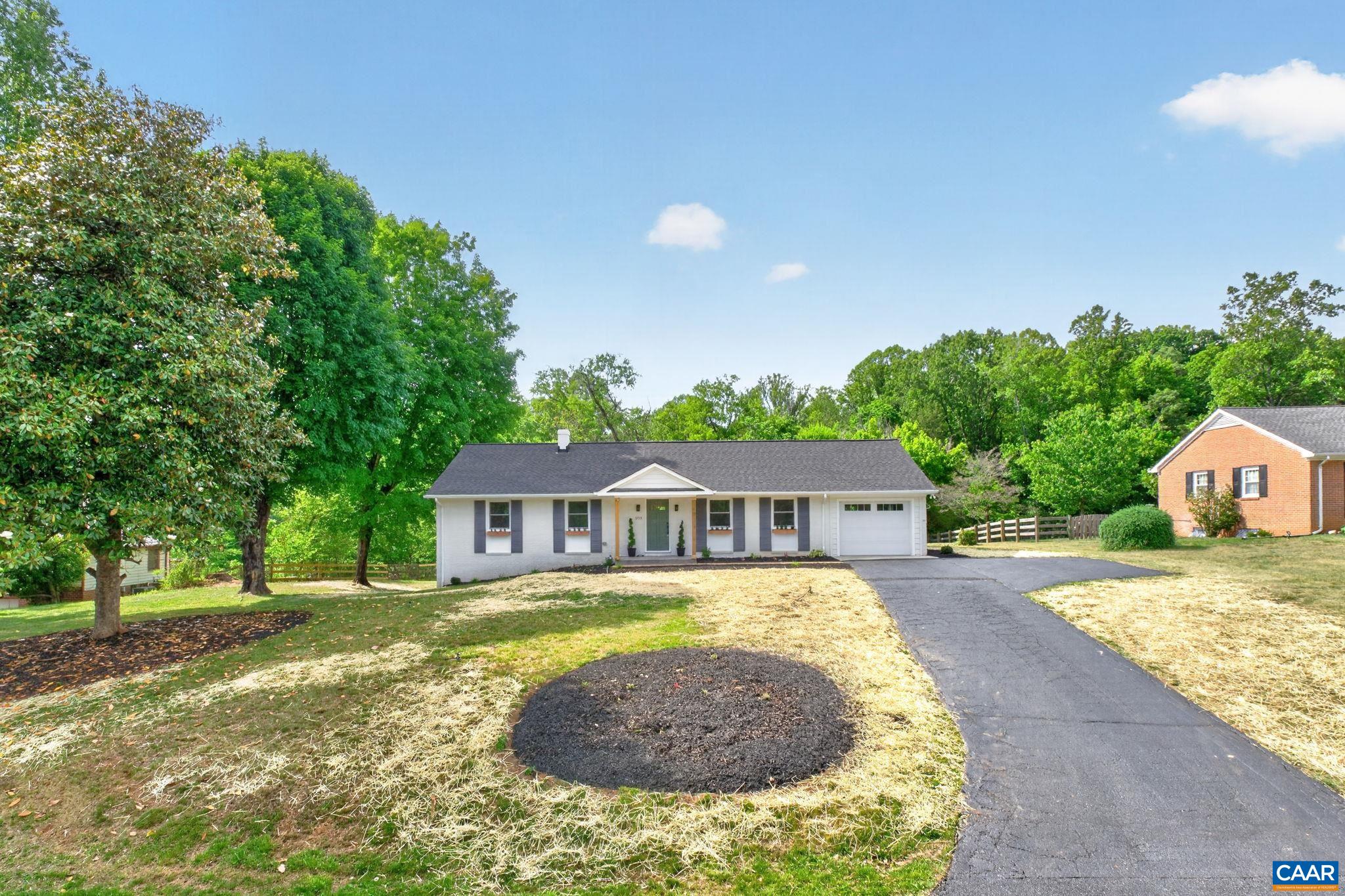 103 BOLLINGBROOK DR, CHARLOTTESVILLE, Virginia 22911, 4 Bedrooms Bedrooms, ,3 BathroomsBathrooms,Residential,103 BOLLINGBROOK DR,677255 MLS # 677255
