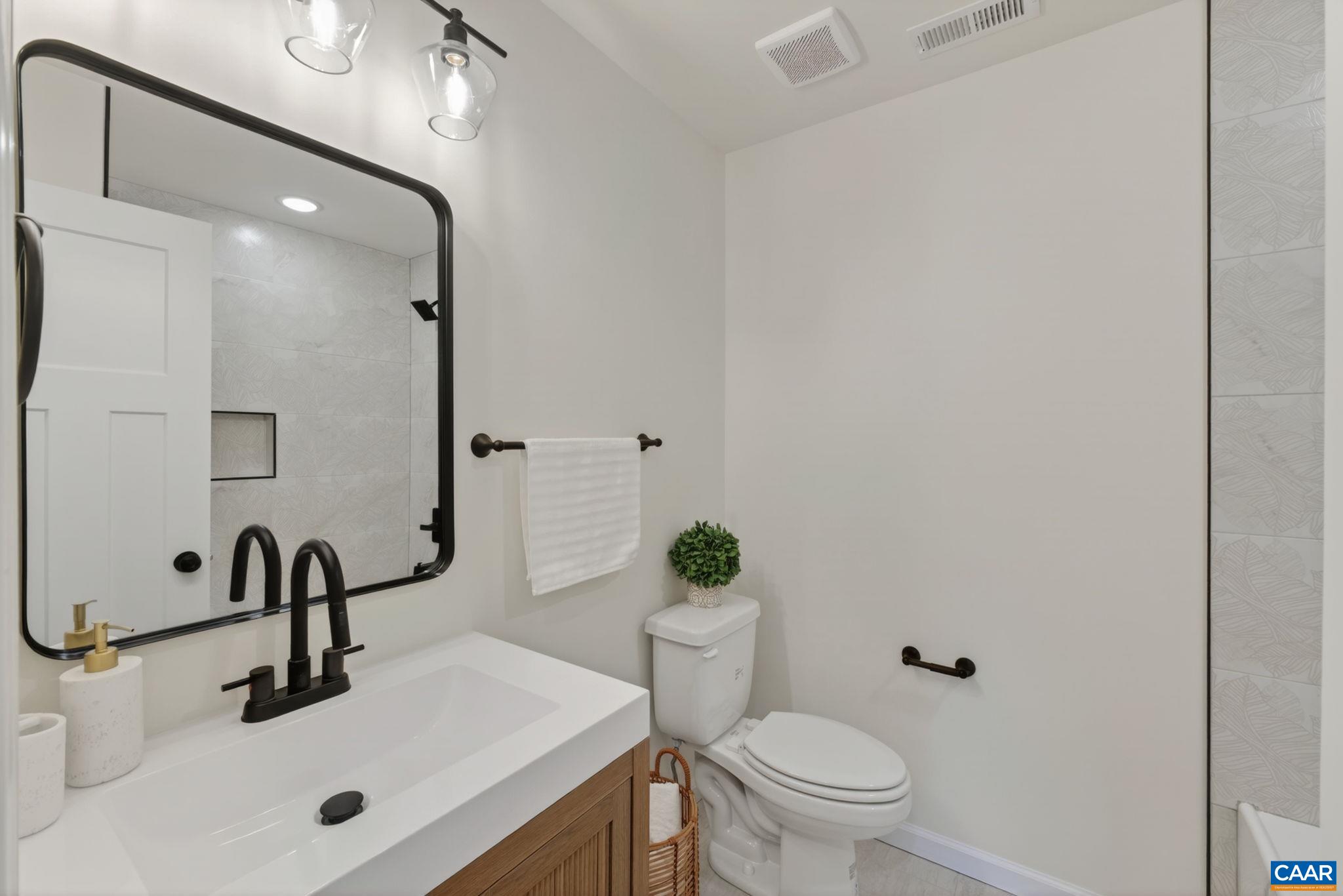 103 BOLLINGBROOK DR, CHARLOTTESVILLE, Virginia 22911, 4 Bedrooms Bedrooms, ,3 BathroomsBathrooms,Residential,103 BOLLINGBROOK DR,677255 MLS # 677255