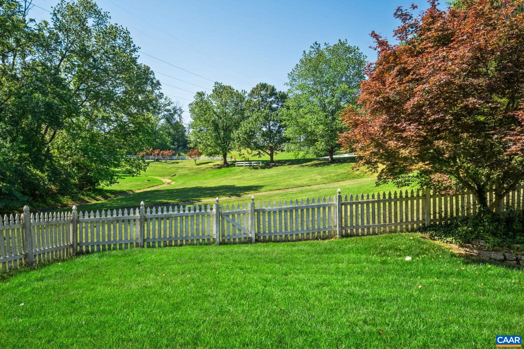 998 PINTAIL LN, CHARLOTTESVILLE, Virginia 22903, 3 Bedrooms Bedrooms, ,2 BathroomsBathrooms,Residential,998 PINTAIL LN,677401 MLS # 677401