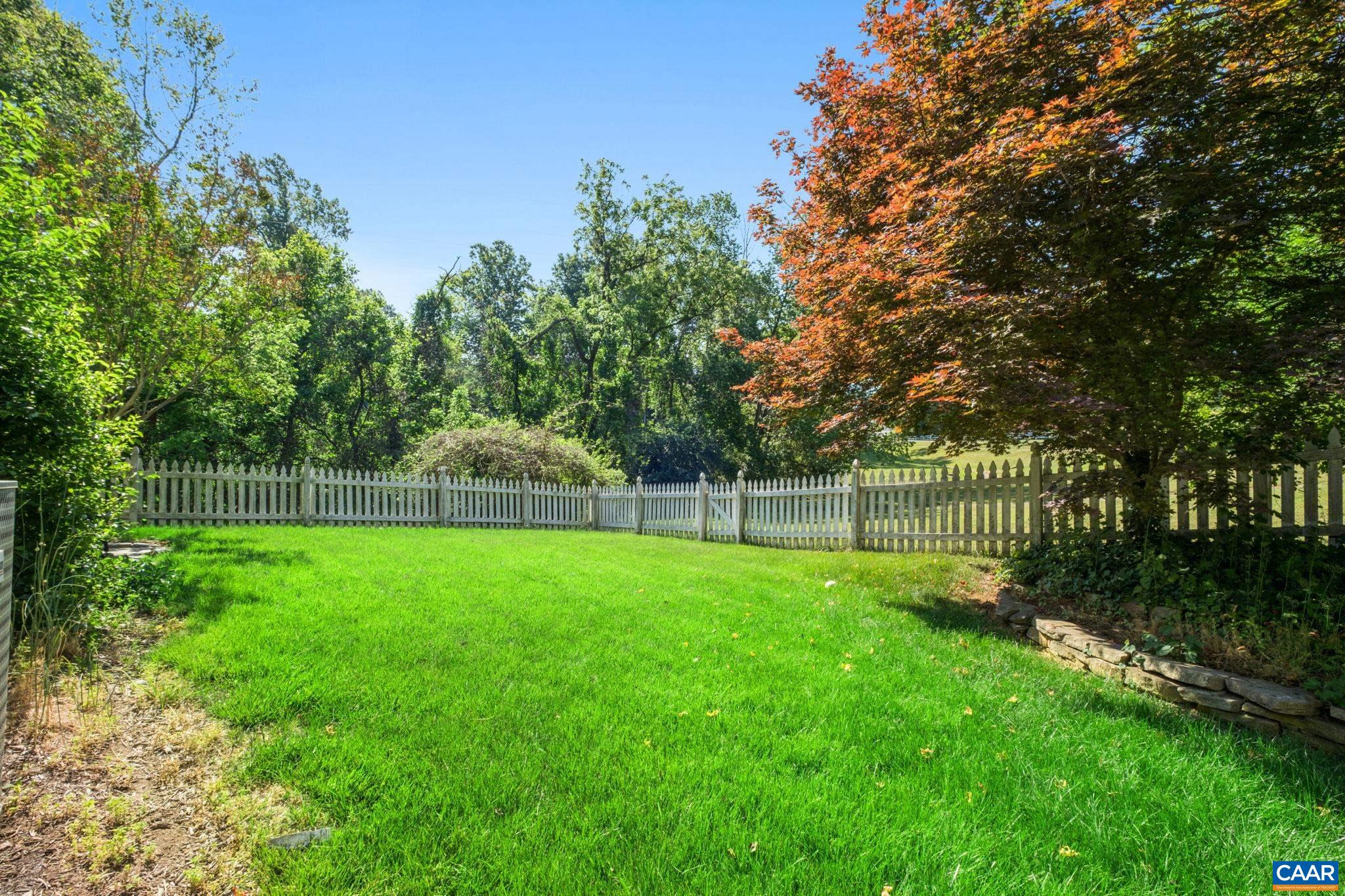 998 PINTAIL LN, CHARLOTTESVILLE, Virginia 22903, 3 Bedrooms Bedrooms, ,2 BathroomsBathrooms,Residential,998 PINTAIL LN,677401 MLS # 677401