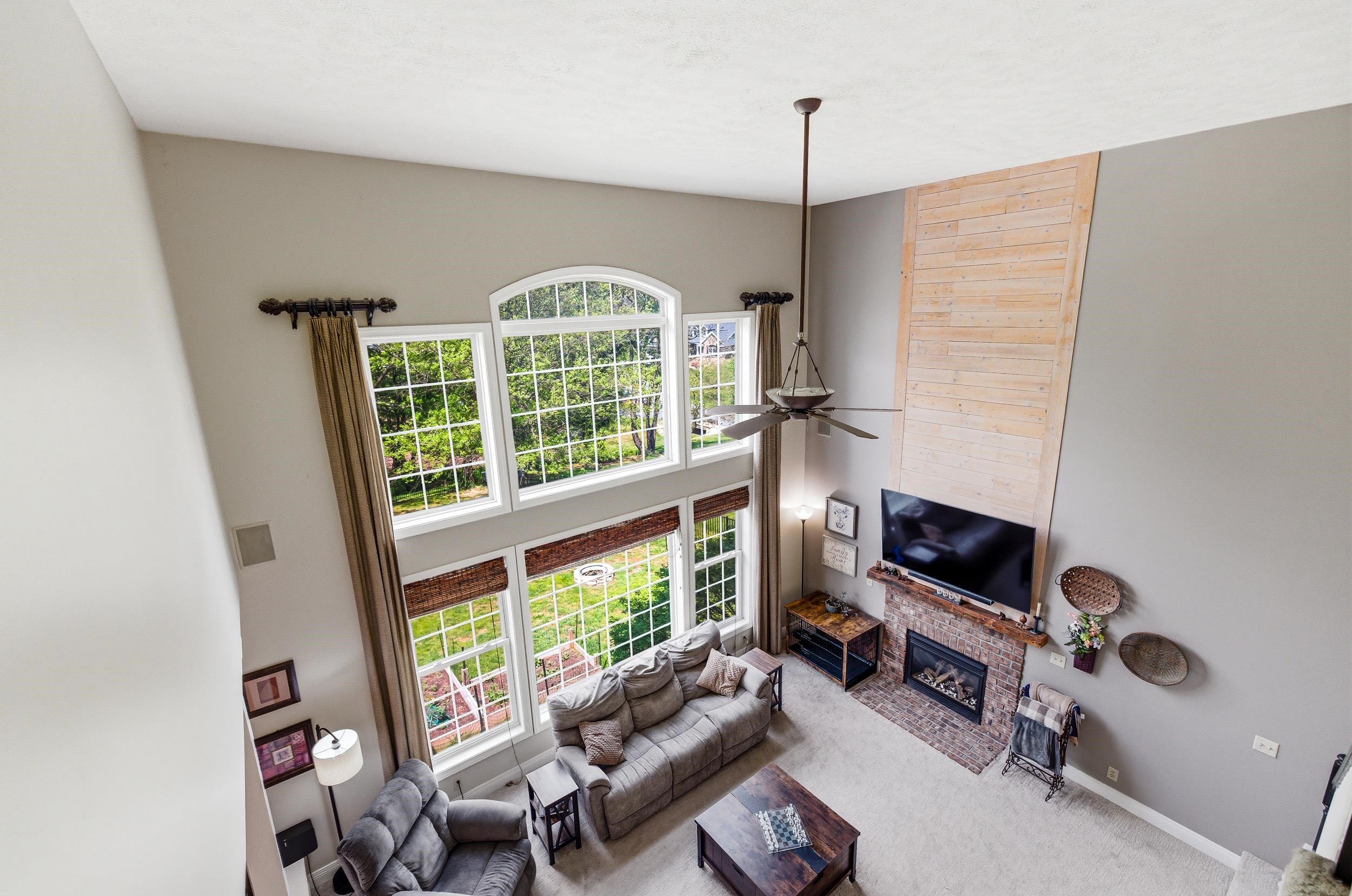 240 NORTHVIEW DR, DAYTON, Virginia 22821, 5 Bedrooms Bedrooms, ,4 BathroomsBathrooms,Residential,240 NORTHVIEW DR,677406 MLS # 677406