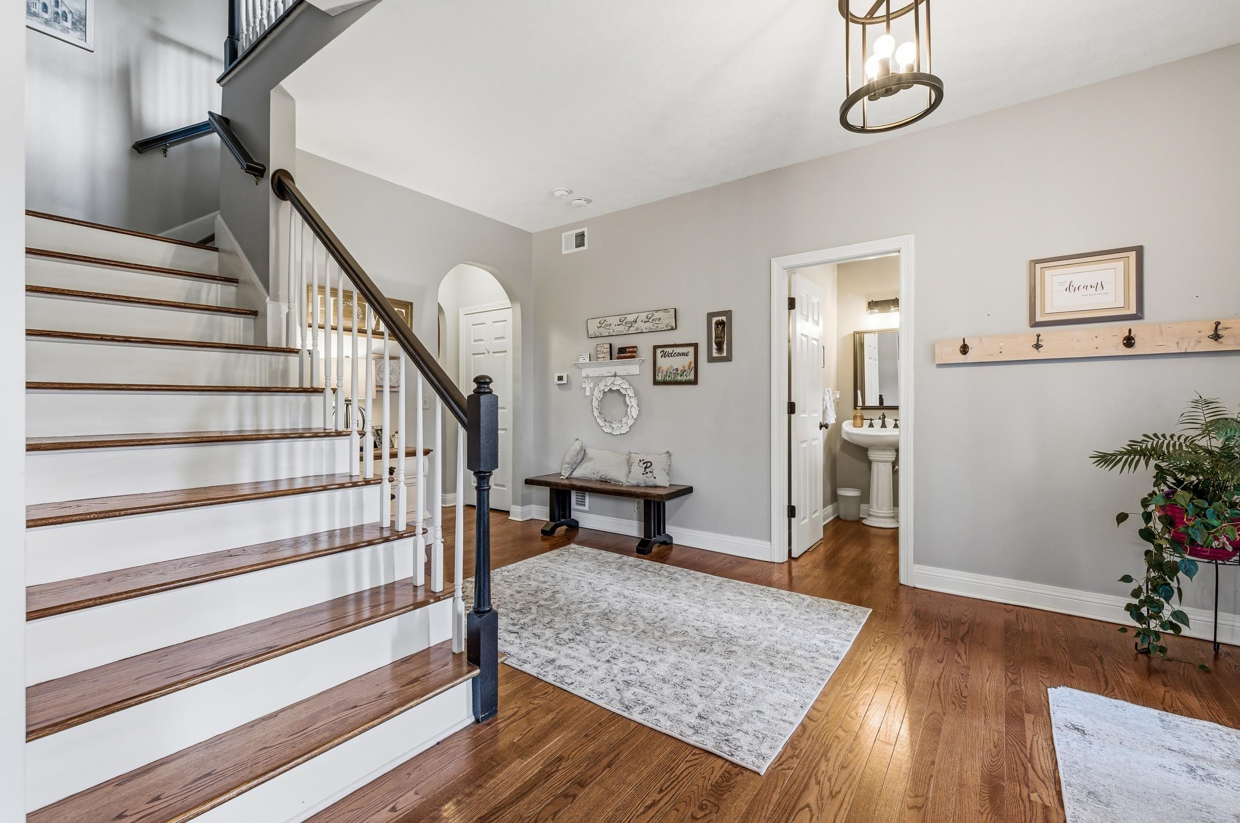 240 NORTHVIEW DR, DAYTON, Virginia 22821, 5 Bedrooms Bedrooms, ,4 BathroomsBathrooms,Residential,240 NORTHVIEW DR,677406 MLS # 677406