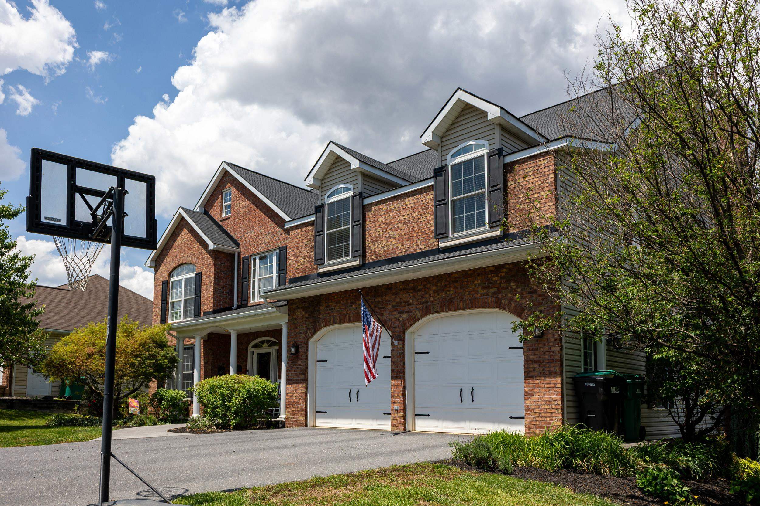 240 NORTHVIEW DR, DAYTON, Virginia 22821, 5 Bedrooms Bedrooms, ,4 BathroomsBathrooms,Residential,240 NORTHVIEW DR,677406 MLS # 677406