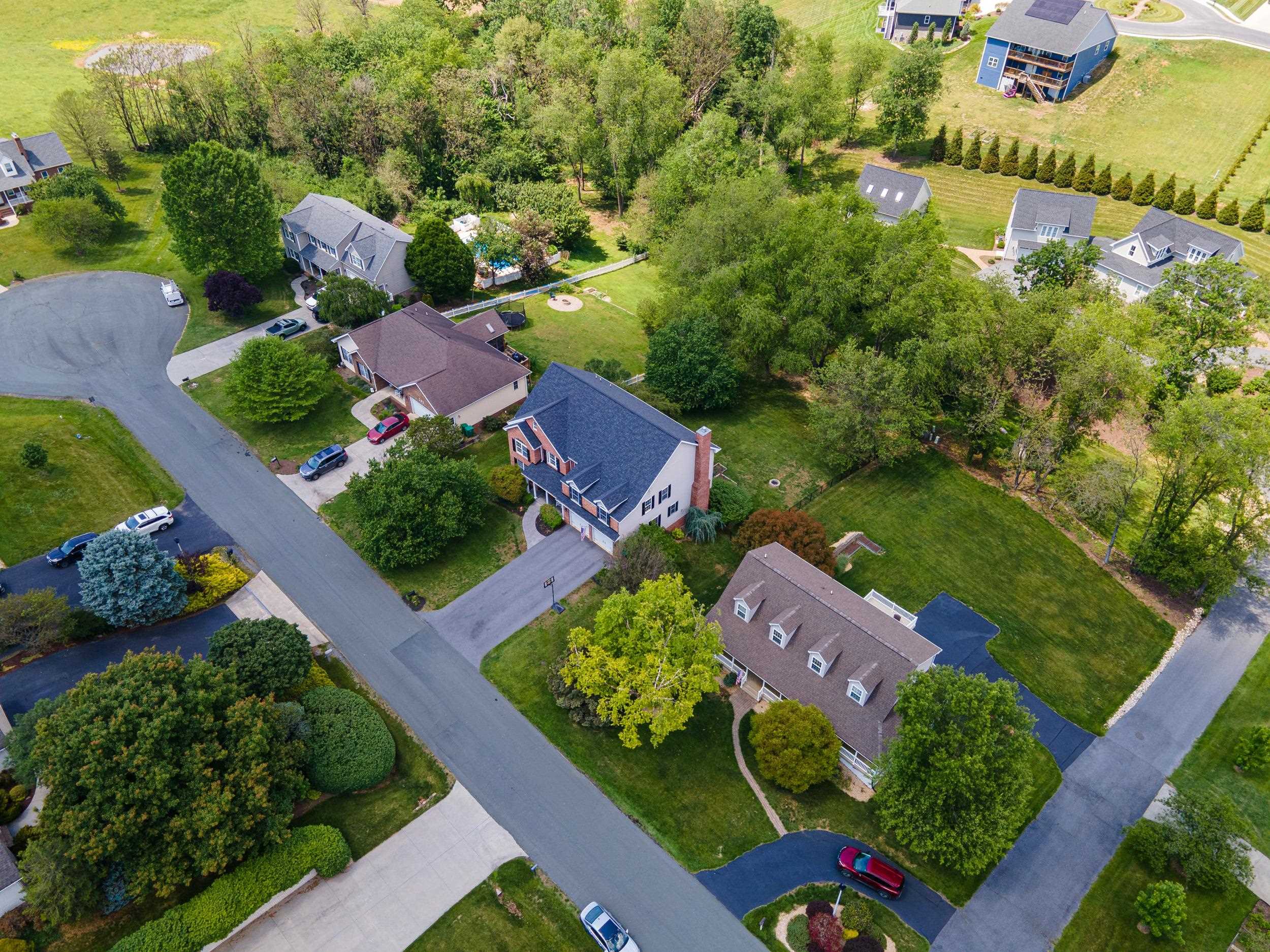 240 NORTHVIEW DR, DAYTON, Virginia 22821, 5 Bedrooms Bedrooms, ,4 BathroomsBathrooms,Residential,240 NORTHVIEW DR,677406 MLS # 677406