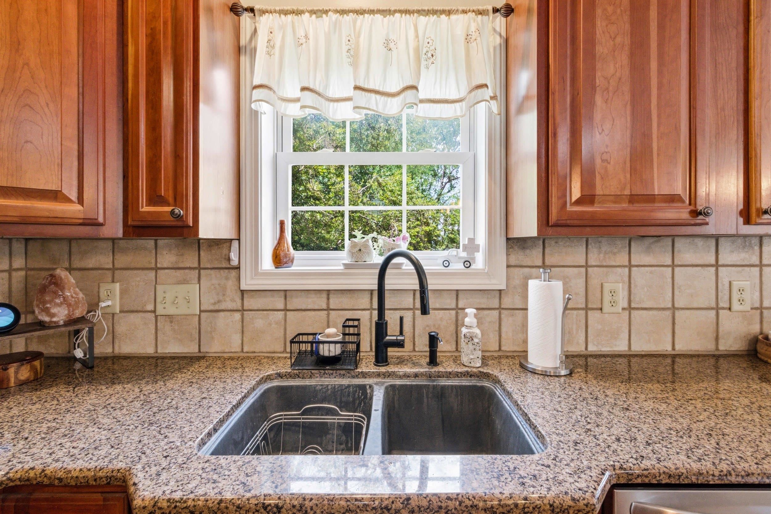 240 NORTHVIEW DR, DAYTON, Virginia 22821, 5 Bedrooms Bedrooms, ,4 BathroomsBathrooms,Residential,240 NORTHVIEW DR,677406 MLS # 677406