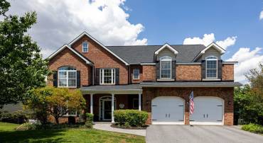240 NORTHVIEW DR, DAYTON, Virginia 22821, 5 Bedrooms Bedrooms, ,4 BathroomsBathrooms,Residential,240 NORTHVIEW DR,677406 MLS # 677406
