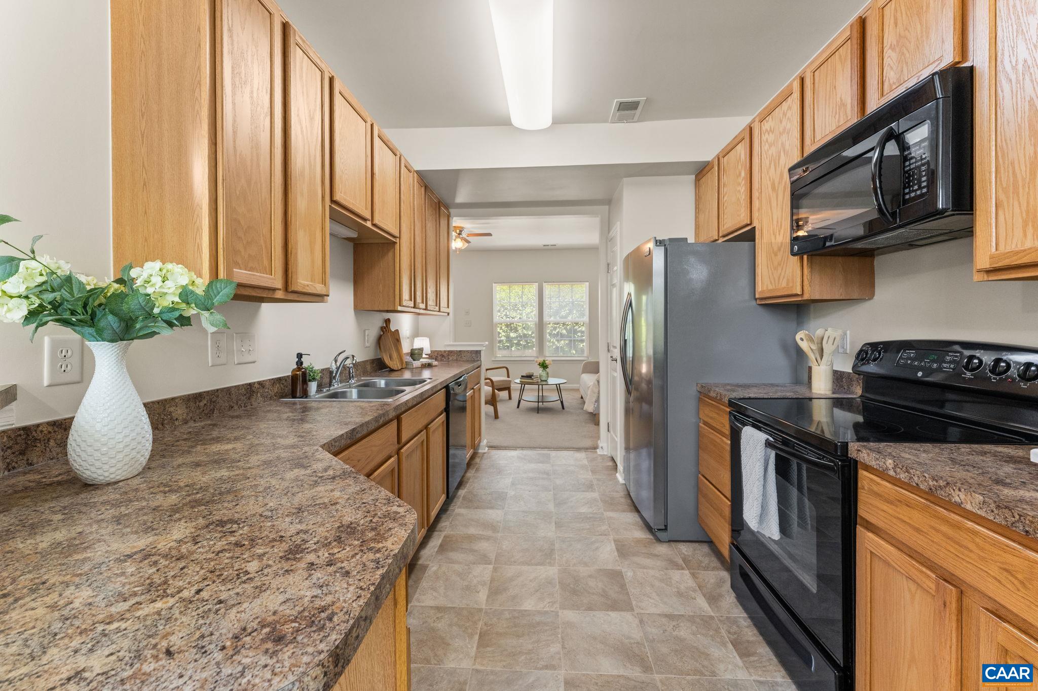 72 VILLA CIR, PALMYRA, Virginia 22963, 3 Bedrooms Bedrooms, ,2 BathroomsBathrooms,Residential,72 VILLA CIR,677408 MLS # 677408