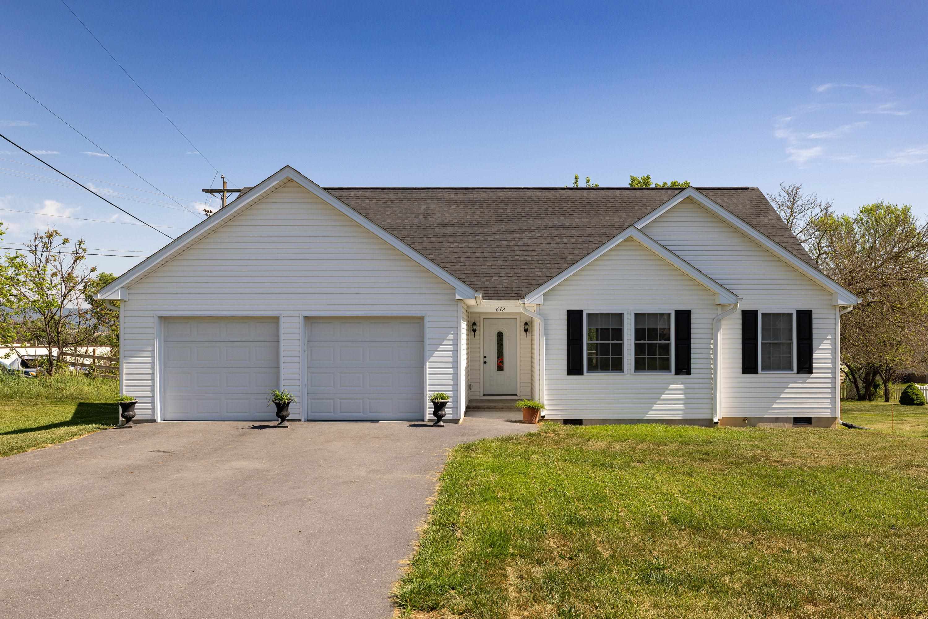 672 ELM ST, BROADWAY, Virginia 22815, 3 Bedrooms Bedrooms, ,3 BathroomsBathrooms,Residential,672 ELM ST,677409 MLS # 677409 672 ELM ST, BROADWAY, Virginia 22815, 3 Bedrooms Bedrooms, ,3 BathroomsBathrooms,Residential,672 ELM ST,677409 MLS # 677409