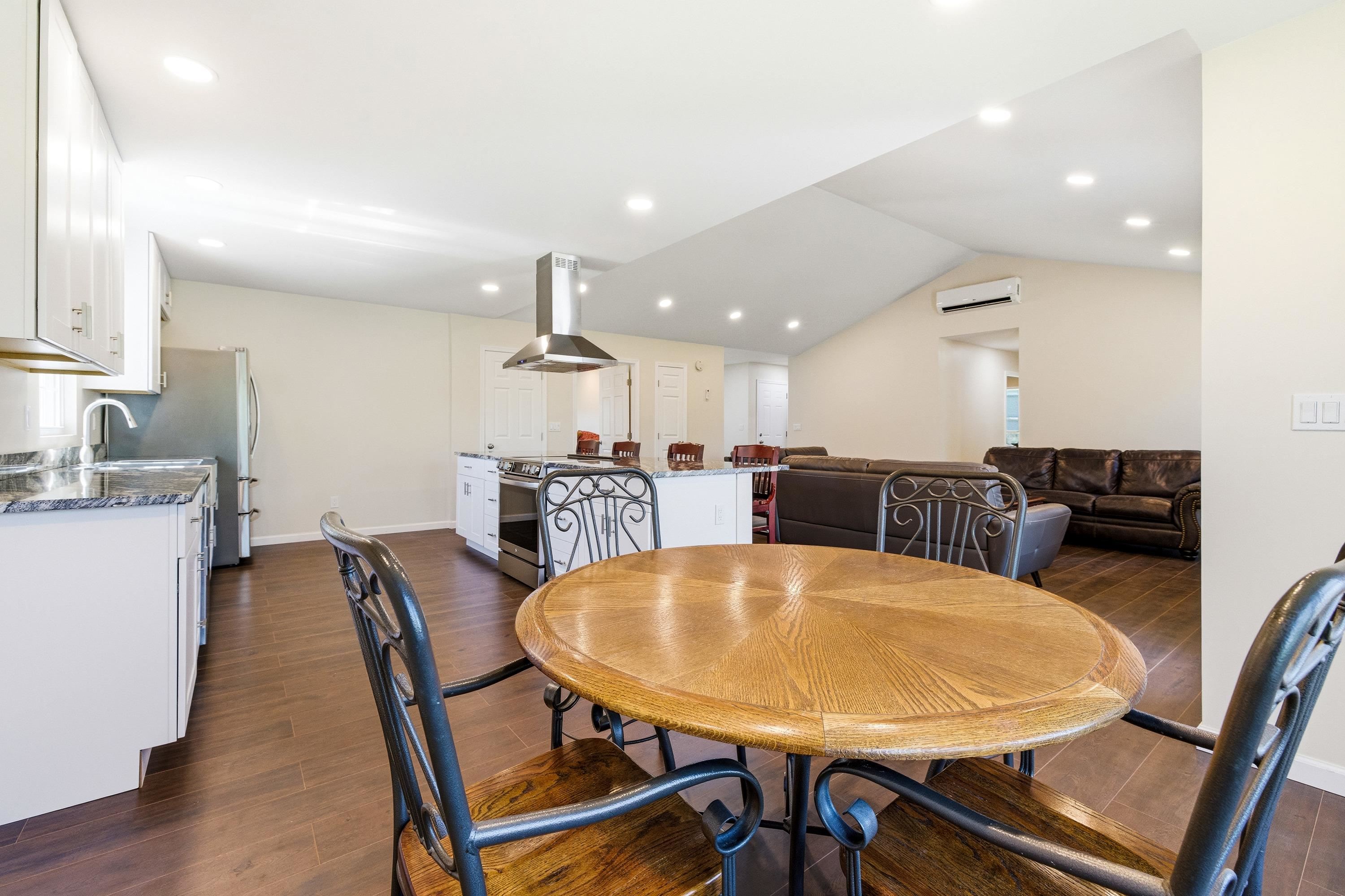 672 ELM ST, BROADWAY, Virginia 22815, 3 Bedrooms Bedrooms, ,3 BathroomsBathrooms,Residential,672 ELM ST,677409 MLS # 677409 672 ELM ST, BROADWAY, Virginia 22815, 3 Bedrooms Bedrooms, ,3 BathroomsBathrooms,Residential,672 ELM ST,677409 MLS # 677409