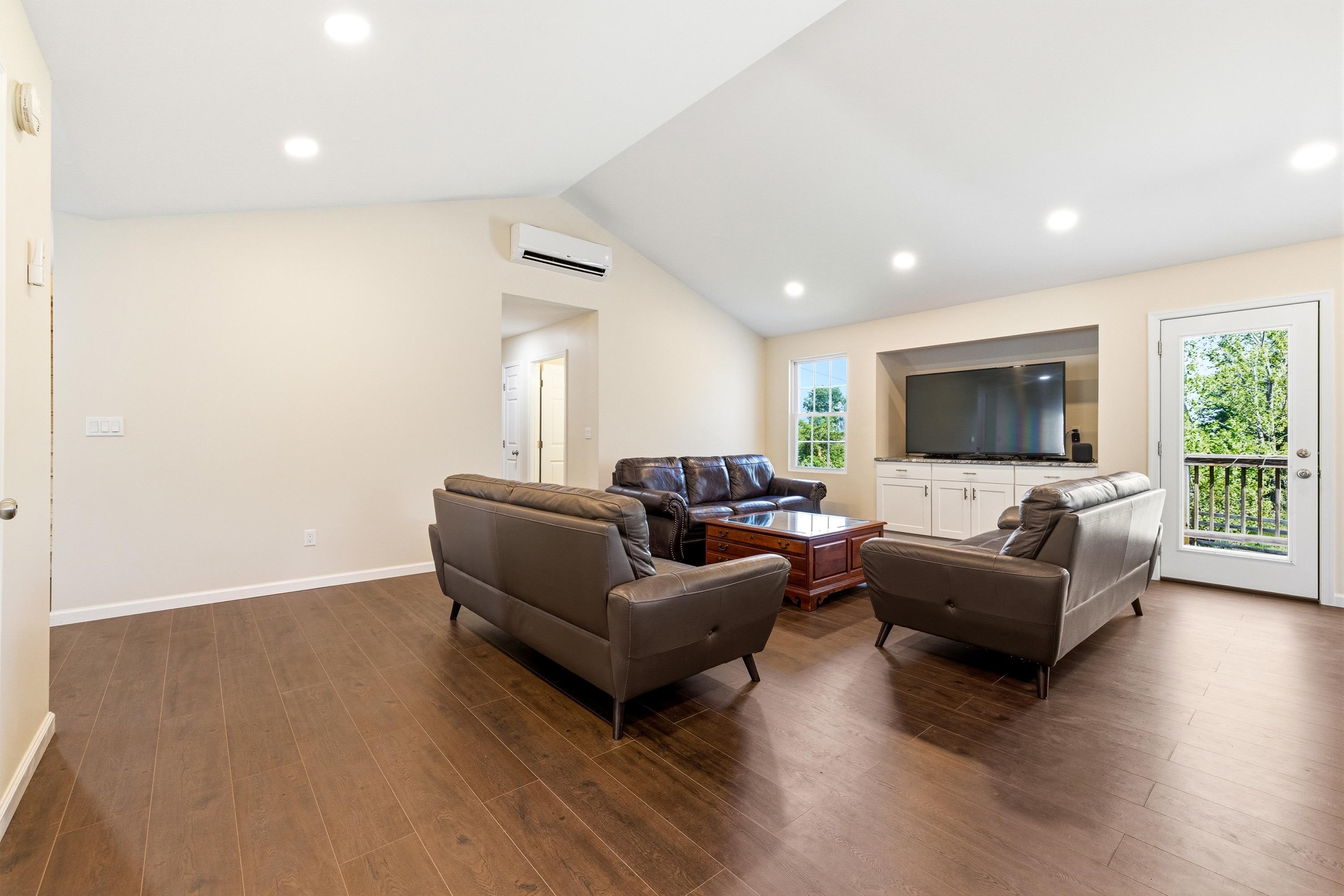 672 ELM ST, BROADWAY, Virginia 22815, 3 Bedrooms Bedrooms, ,3 BathroomsBathrooms,Residential,672 ELM ST,677409 MLS # 677409 672 ELM ST, BROADWAY, Virginia 22815, 3 Bedrooms Bedrooms, ,3 BathroomsBathrooms,Residential,672 ELM ST,677409 MLS # 677409