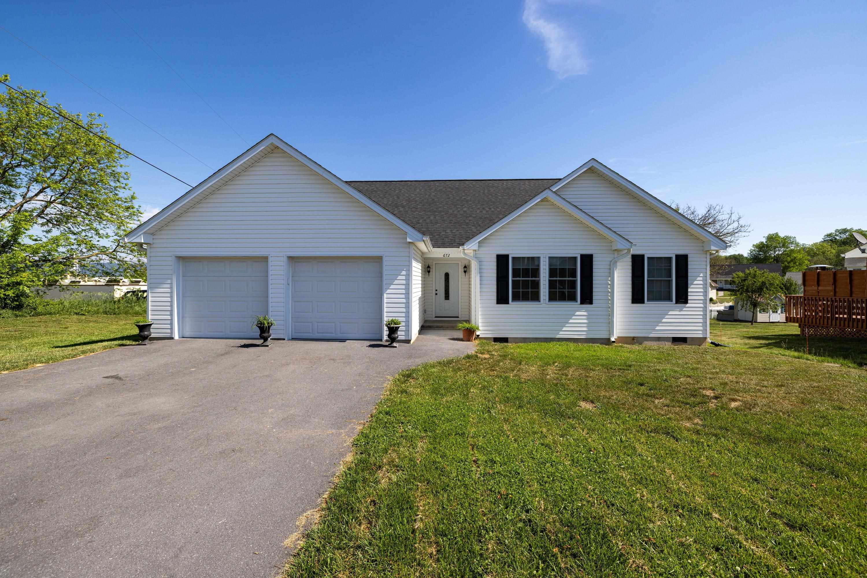 672 ELM ST, BROADWAY, Virginia 22815, 3 Bedrooms Bedrooms, ,3 BathroomsBathrooms,Residential,672 ELM ST,677409 MLS # 677409 672 ELM ST, BROADWAY, Virginia 22815, 3 Bedrooms Bedrooms, ,3 BathroomsBathrooms,Residential,672 ELM ST,677409 MLS # 677409