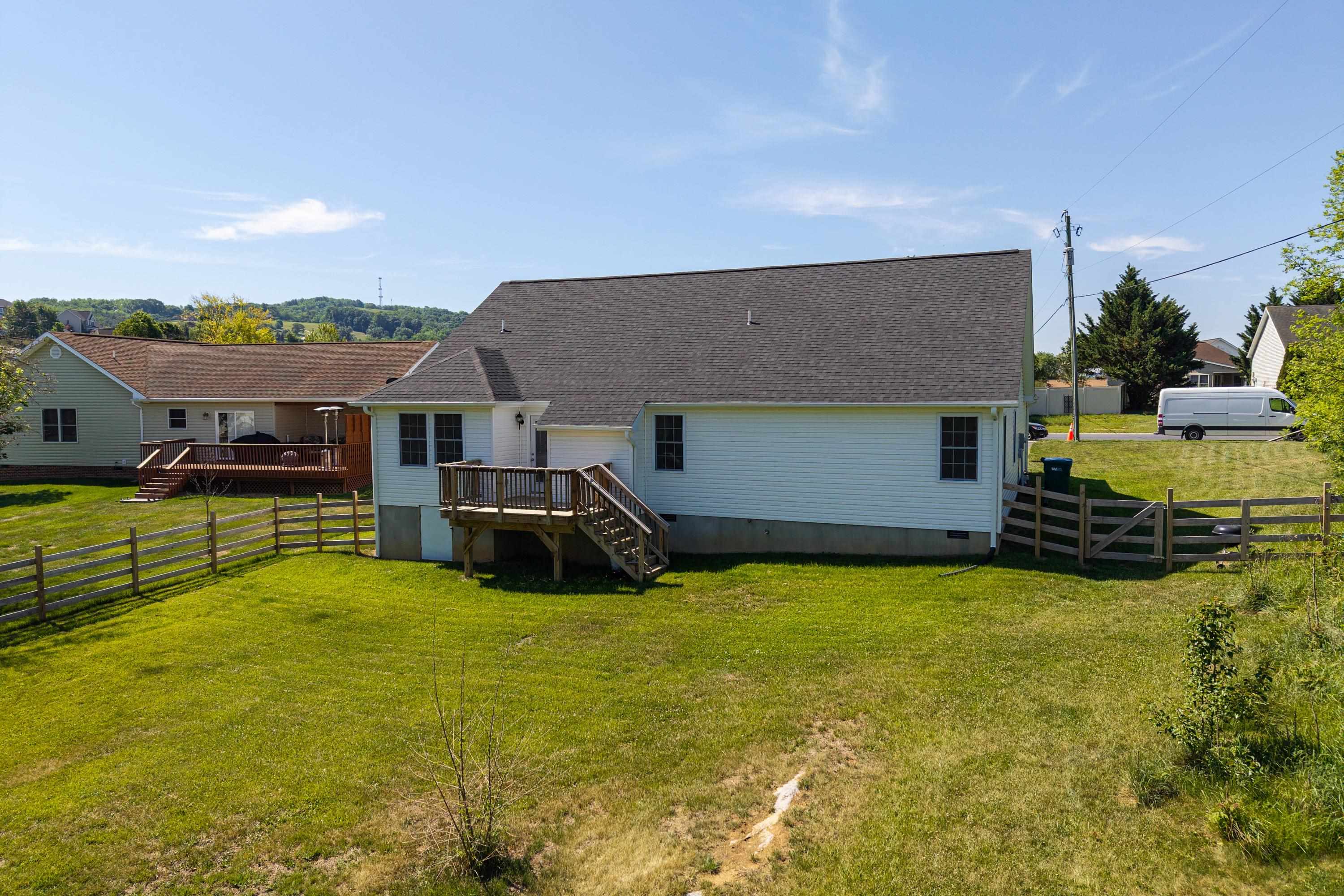 672 ELM ST, BROADWAY, Virginia 22815, 3 Bedrooms Bedrooms, ,3 BathroomsBathrooms,Residential,672 ELM ST,677409 MLS # 677409 672 ELM ST, BROADWAY, Virginia 22815, 3 Bedrooms Bedrooms, ,3 BathroomsBathrooms,Residential,672 ELM ST,677409 MLS # 677409