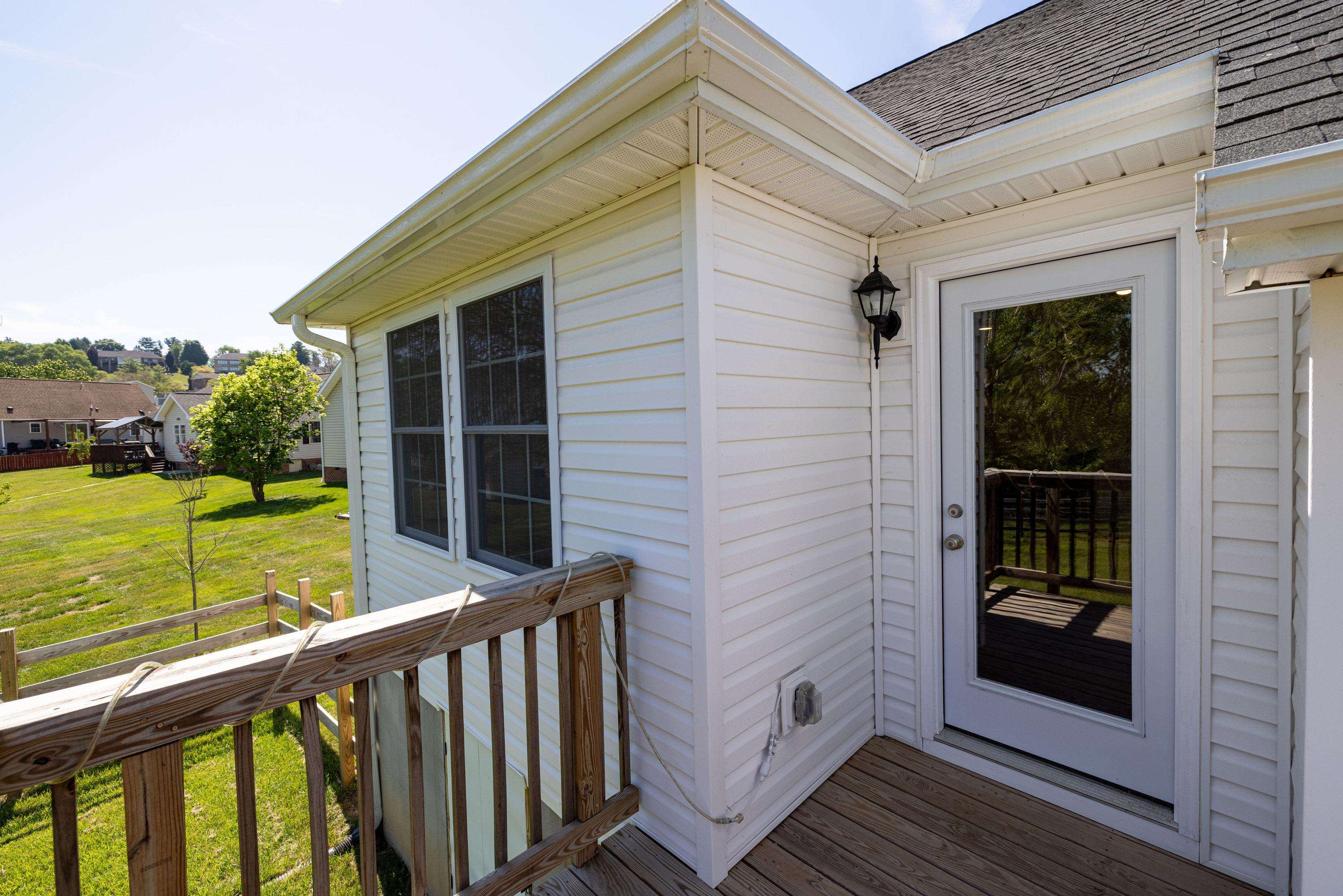 672 ELM ST, BROADWAY, Virginia 22815, 3 Bedrooms Bedrooms, ,3 BathroomsBathrooms,Residential,672 ELM ST,677409 MLS # 677409 672 ELM ST, BROADWAY, Virginia 22815, 3 Bedrooms Bedrooms, ,3 BathroomsBathrooms,Residential,672 ELM ST,677409 MLS # 677409
