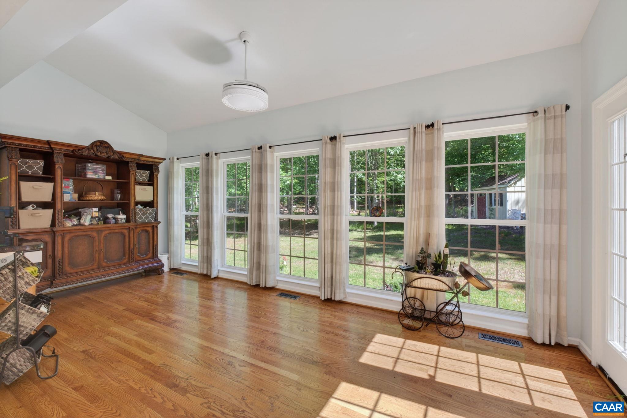 504 WILLOW RIDGE RD, TROY, Virginia 22974, 4 Bedrooms Bedrooms, ,2 BathroomsBathrooms,Residential,504 WILLOW RIDGE RD,677414 MLS # 677414 504 WILLOW RIDGE RD, TROY, Virginia 22974, 4 Bedrooms Bedrooms, ,2 BathroomsBathrooms,Residential,504 WILLOW RIDGE RD,677414 MLS # 677414