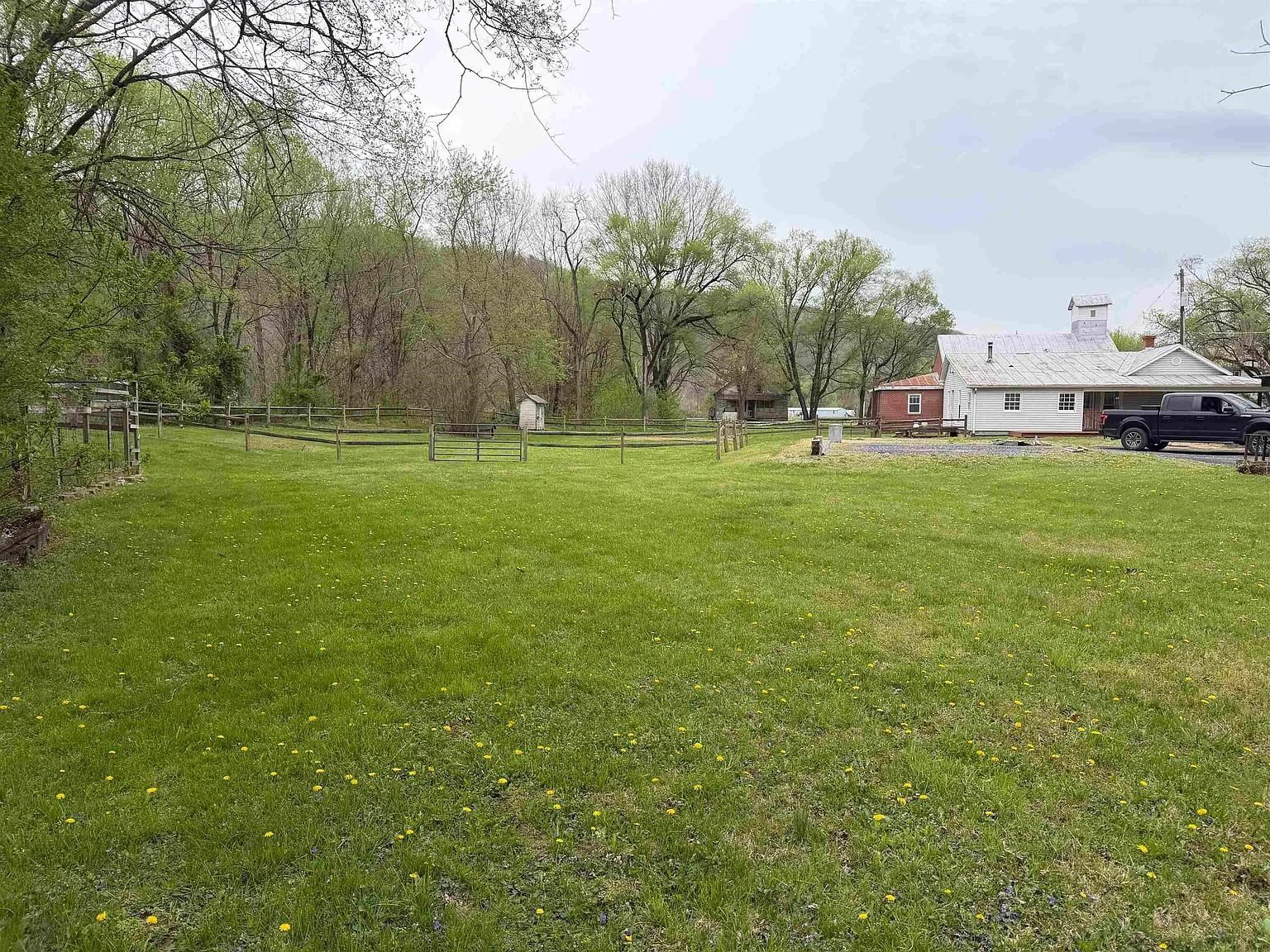 64 AUGUSTA SPRINGS RD, CRAIGSVILLE, Virginia 24430, 3 Bedrooms Bedrooms, ,1 BathroomBathrooms,Residential,62A-(1)-6566 MIDGELEY SUB-DIV LOTS 65 & 66,64 AUGUSTA SPRINGS RD,677415 MLS # 677415 64 AUGUSTA SPRINGS RD, CRAIGSVILLE, Virginia 24430, 3 Bedrooms Bedrooms, ,1 BathroomBathrooms,Residential,62A-(1)-6566 MIDGELEY SUB-DIV LOTS 65 & 66,64 AUGUSTA SPRINGS RD,677415 MLS # 677415