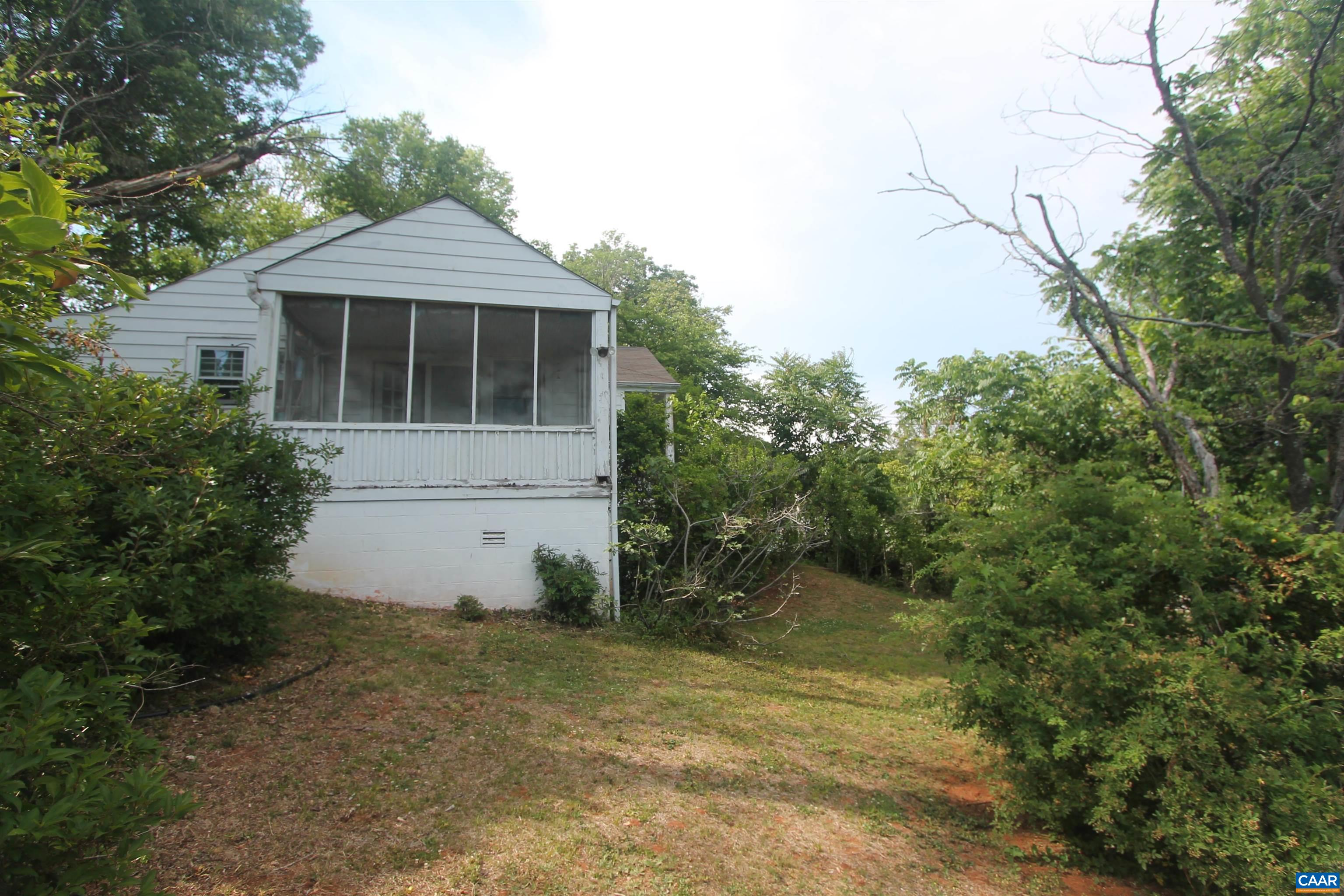 507 13TH ST, CHARLOTTESVILLE, Virginia 22902, 2 Bedrooms Bedrooms, ,1 BathroomBathrooms,Residential,507 13TH ST,677422 MLS # 677422