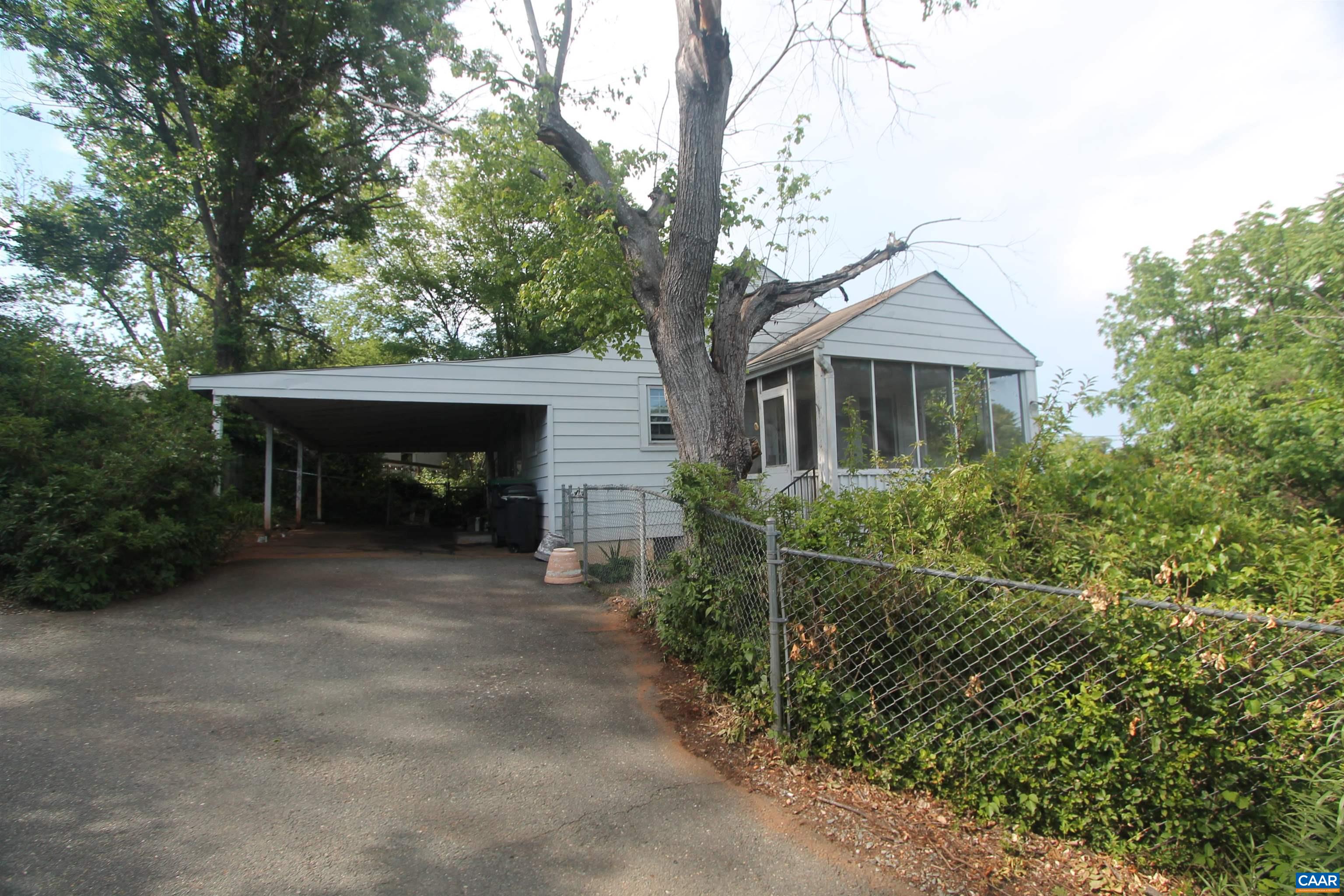 507 13TH ST, CHARLOTTESVILLE, Virginia 22902, 2 Bedrooms Bedrooms, ,1 BathroomBathrooms,Residential,507 13TH ST,677422 MLS # 677422