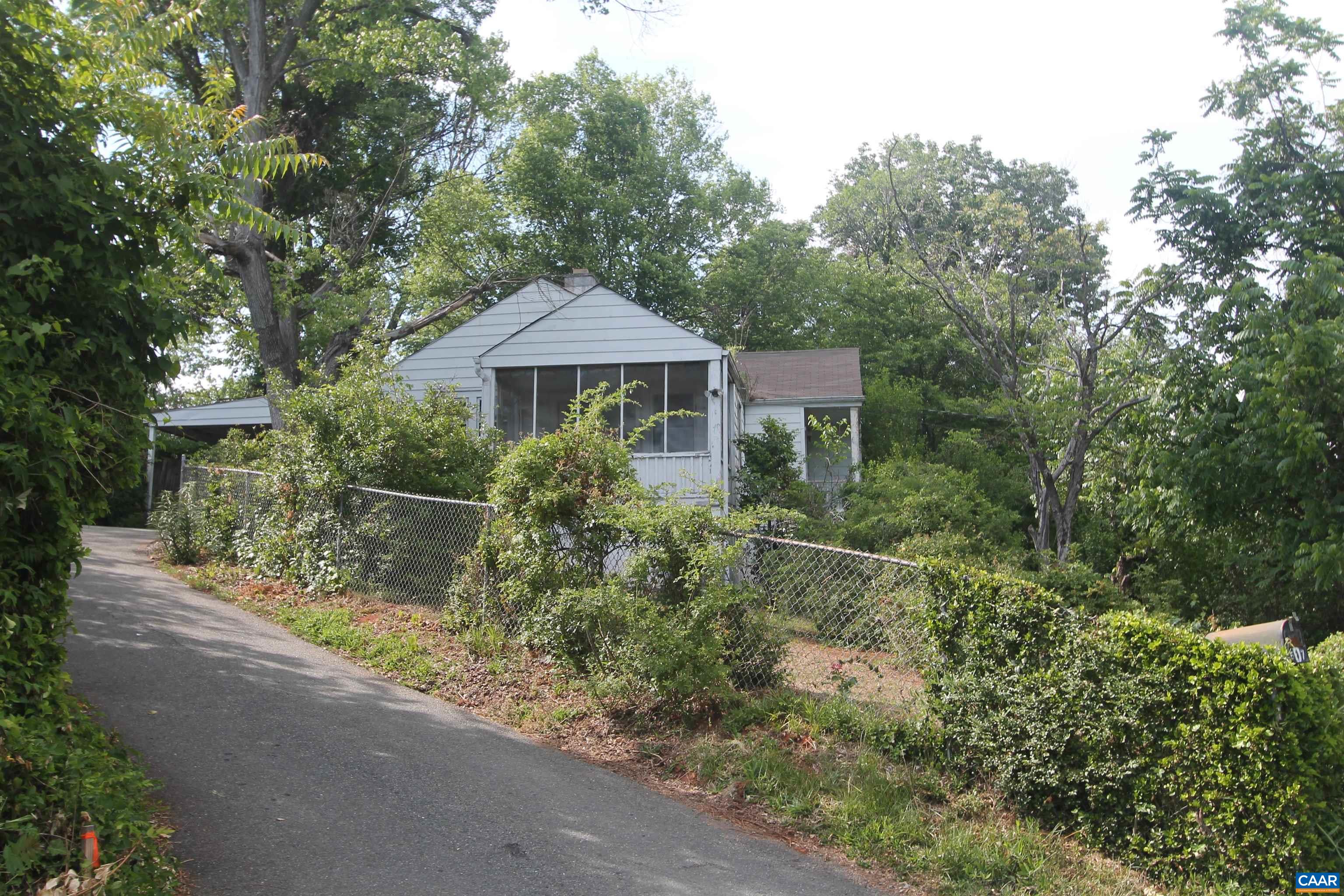 507 13TH ST, CHARLOTTESVILLE, Virginia 22902, 2 Bedrooms Bedrooms, ,1 BathroomBathrooms,Residential,507 13TH ST,677422 MLS # 677422