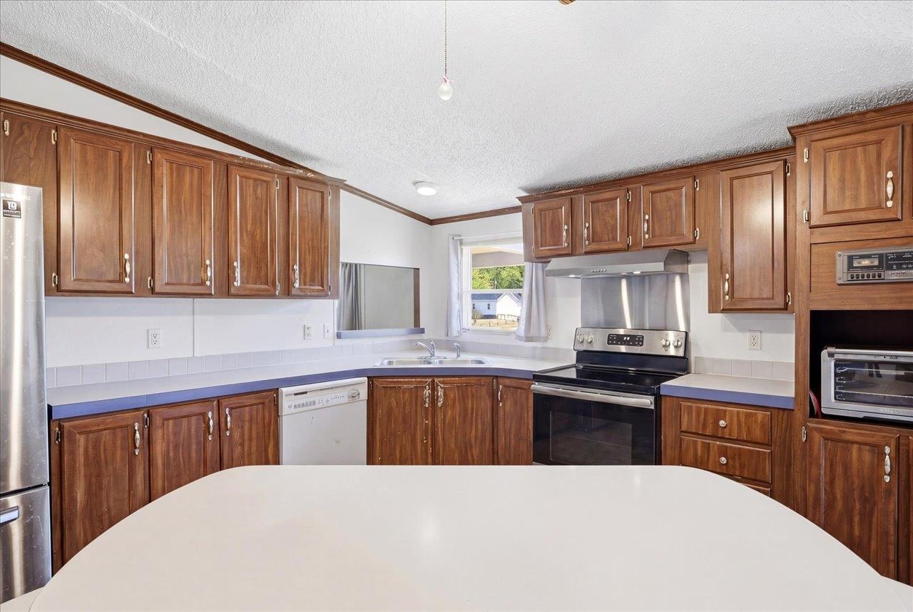 3437 LYNDHURST RD, STUARTS DRAFT, Virginia 24477, 3 Bedrooms Bedrooms, ,2 BathroomsBathrooms,Residential,3437 LYNDHURST RD,677424 MLS # 677424 3437 LYNDHURST RD, STUARTS DRAFT, Virginia 24477, 3 Bedrooms Bedrooms, ,2 BathroomsBathrooms,Residential,3437 LYNDHURST RD,677424 MLS # 677424