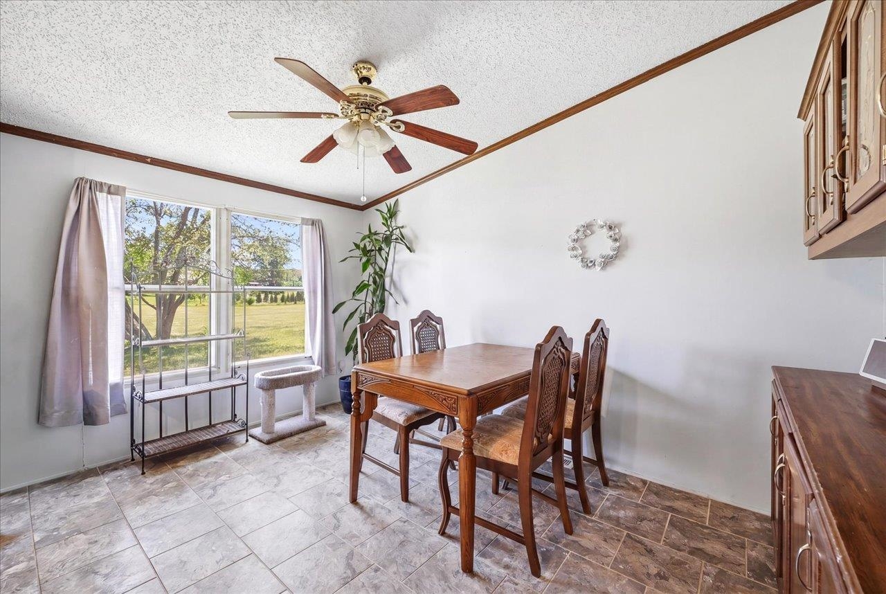 3437 LYNDHURST RD, STUARTS DRAFT, Virginia 24477, 3 Bedrooms Bedrooms, ,2 BathroomsBathrooms,Residential,3437 LYNDHURST RD,677424 MLS # 677424 3437 LYNDHURST RD, STUARTS DRAFT, Virginia 24477, 3 Bedrooms Bedrooms, ,2 BathroomsBathrooms,Residential,3437 LYNDHURST RD,677424 MLS # 677424