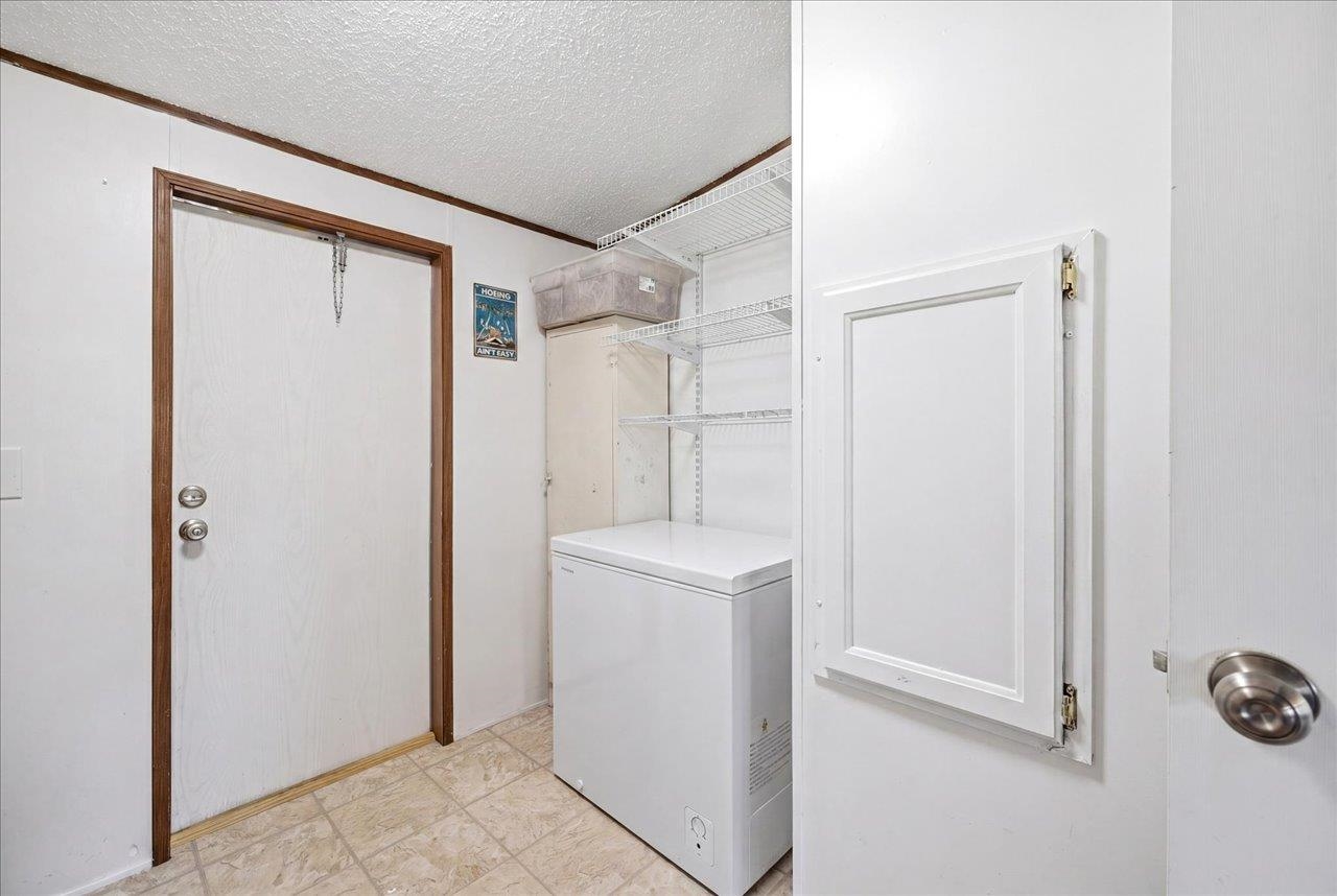 3437 LYNDHURST RD, STUARTS DRAFT, Virginia 24477, 3 Bedrooms Bedrooms, ,2 BathroomsBathrooms,Residential,3437 LYNDHURST RD,677424 MLS # 677424 3437 LYNDHURST RD, STUARTS DRAFT, Virginia 24477, 3 Bedrooms Bedrooms, ,2 BathroomsBathrooms,Residential,3437 LYNDHURST RD,677424 MLS # 677424